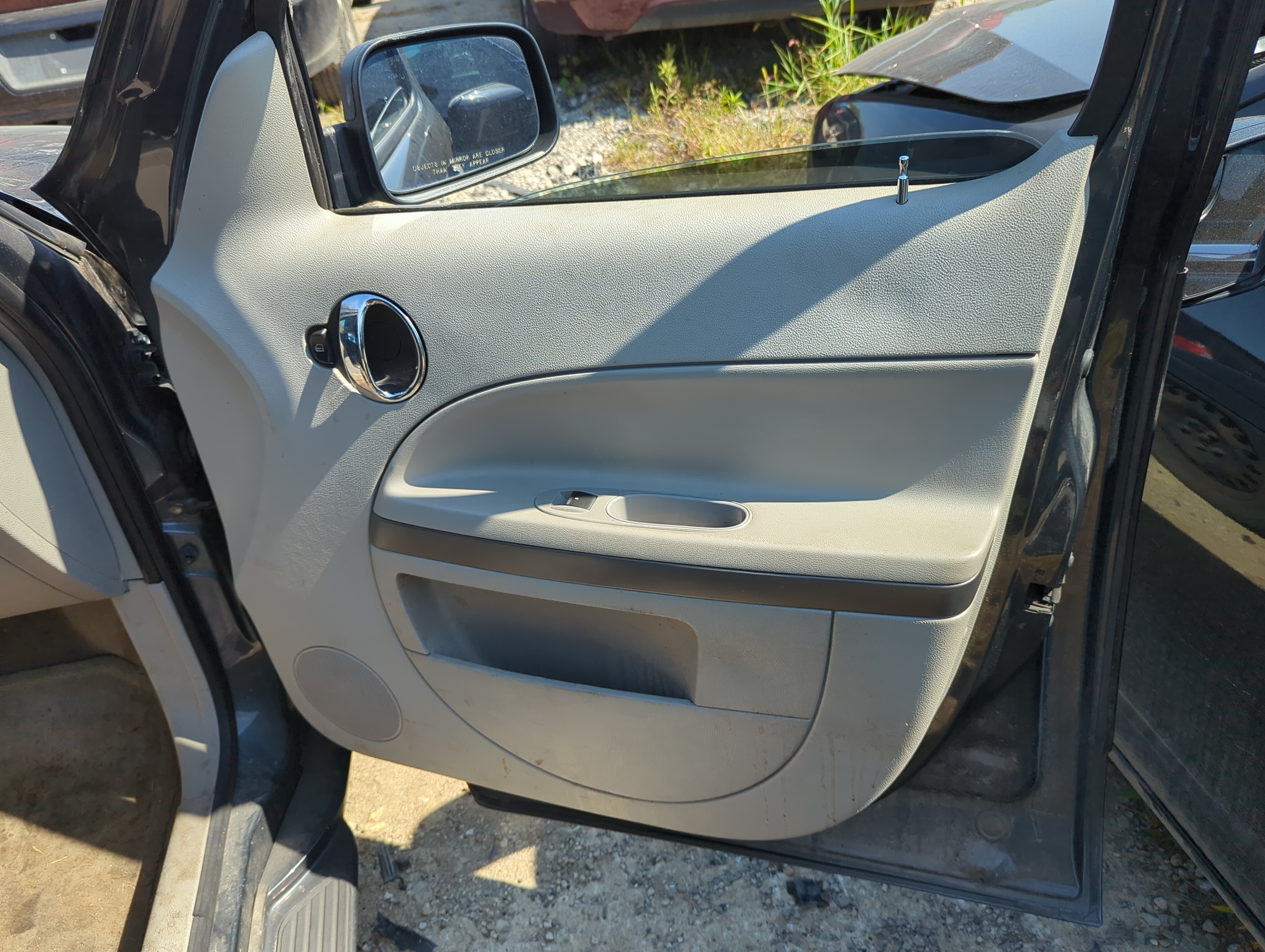 Picture of 2010 Chevrolet Hhr Front Right Passenger Interior Door Panel Trim 1152865