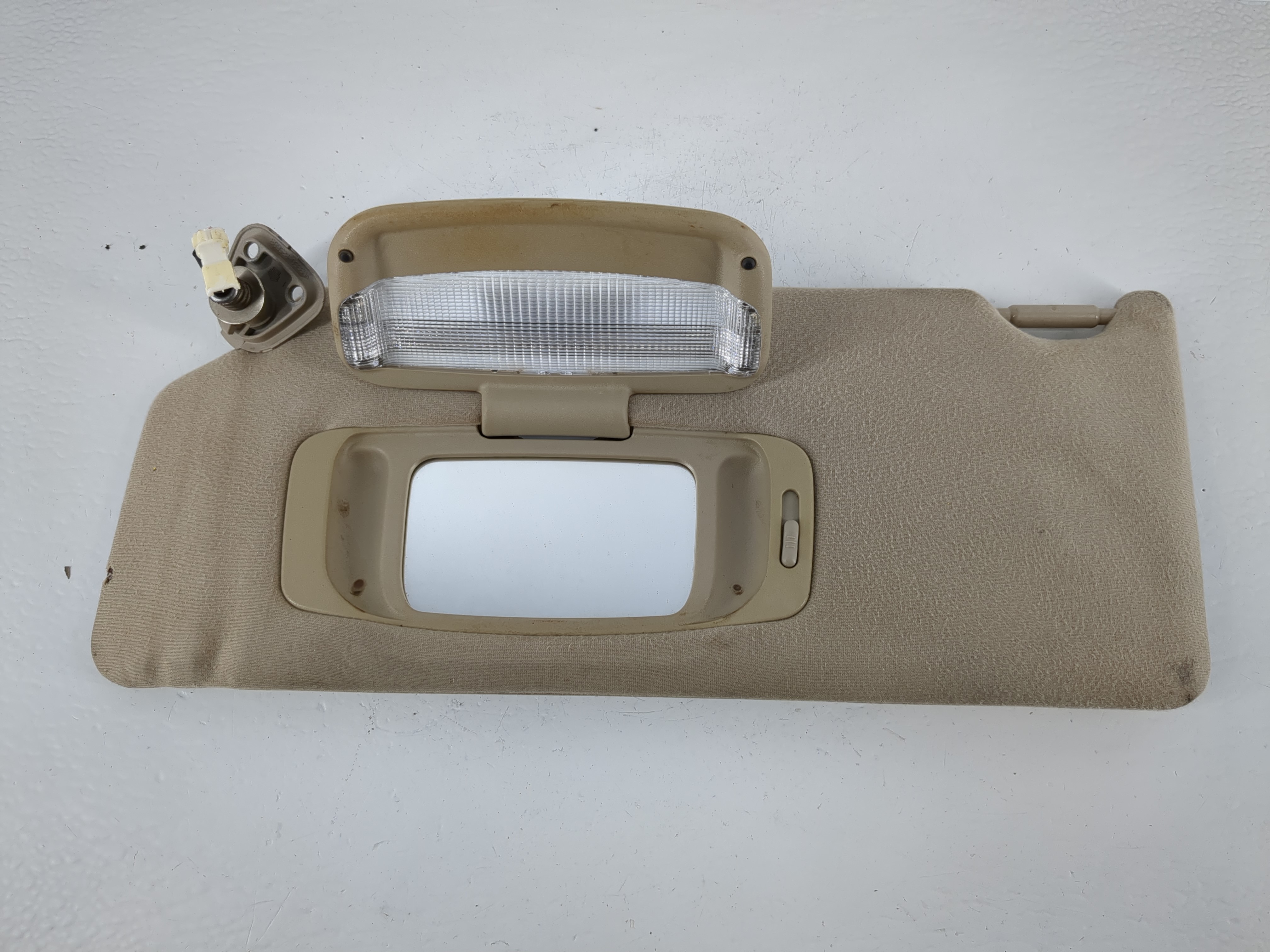 2005-2012 Toyota Avalon Driver Sun Visor Mirror Left Sunvisor Tan 1152908 - Oemusedautoparts1.com