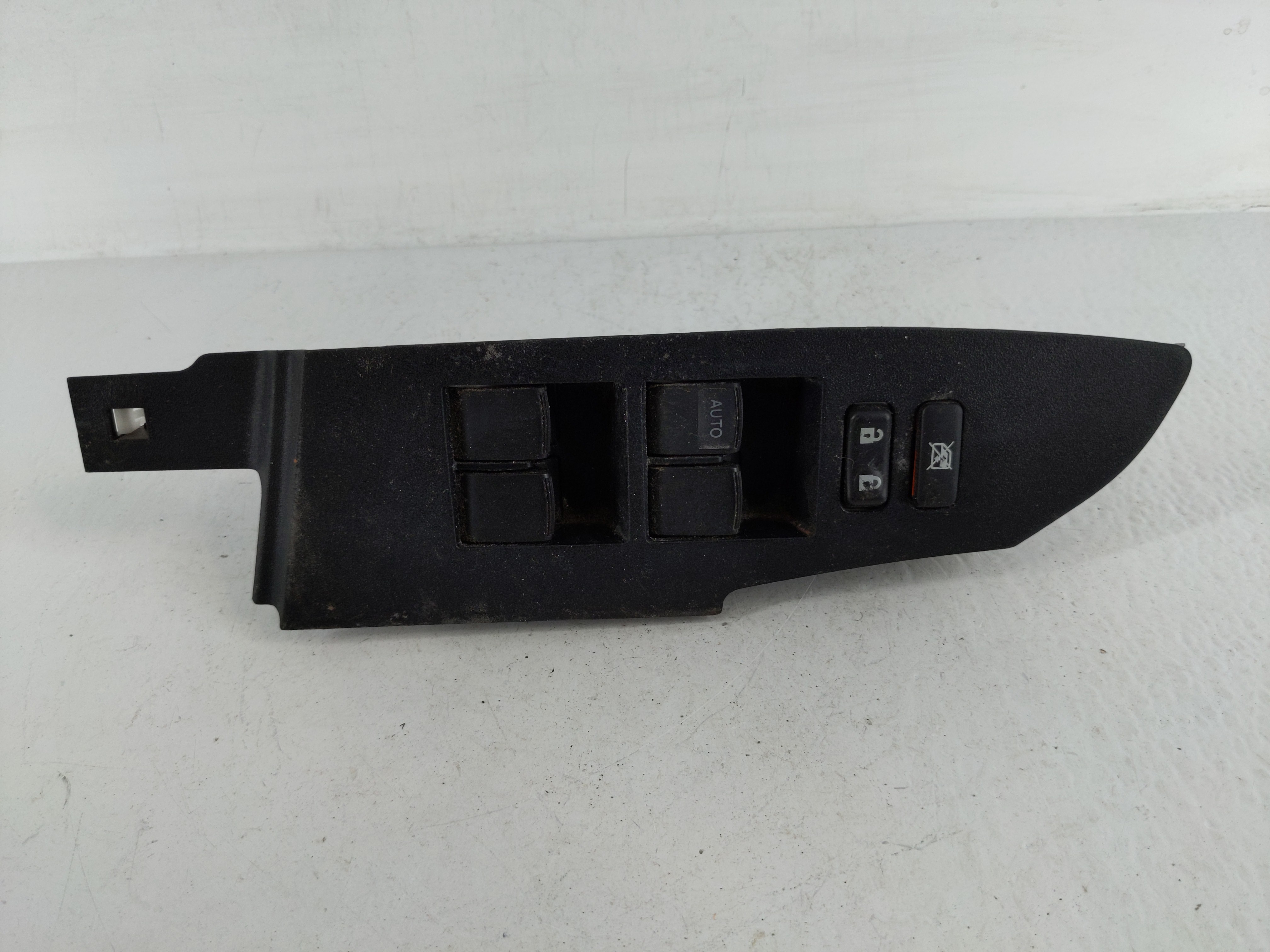 2014-2019 Toyota Corolla Driver Left Door Master Power Window Switch 1153128 - Oemusedautoparts1.com