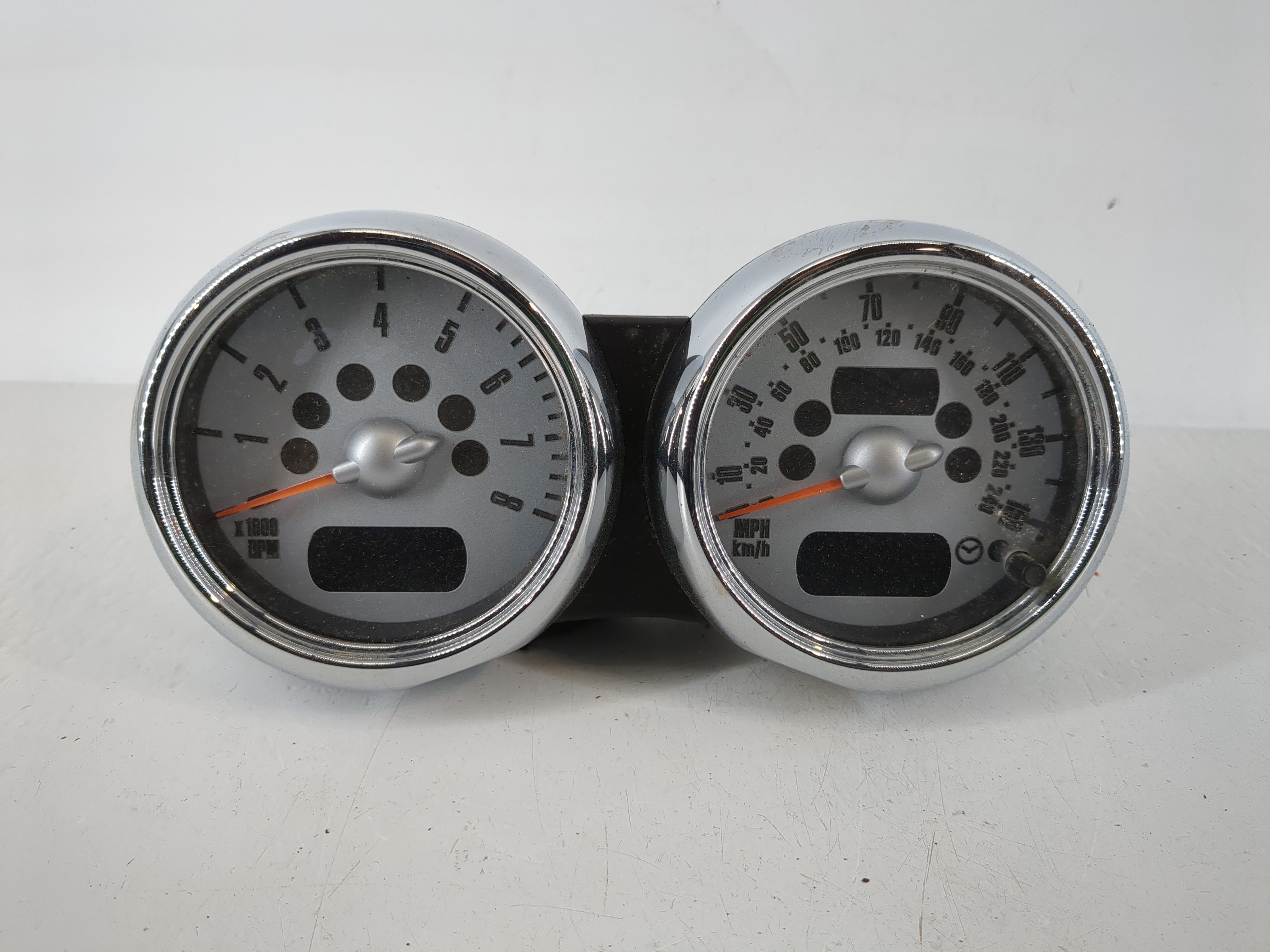 2005 Mini Cooper Speedometer Instrument Cluster Gauges 6211-6966501 1153163 - Oemusedautoparts1.com
