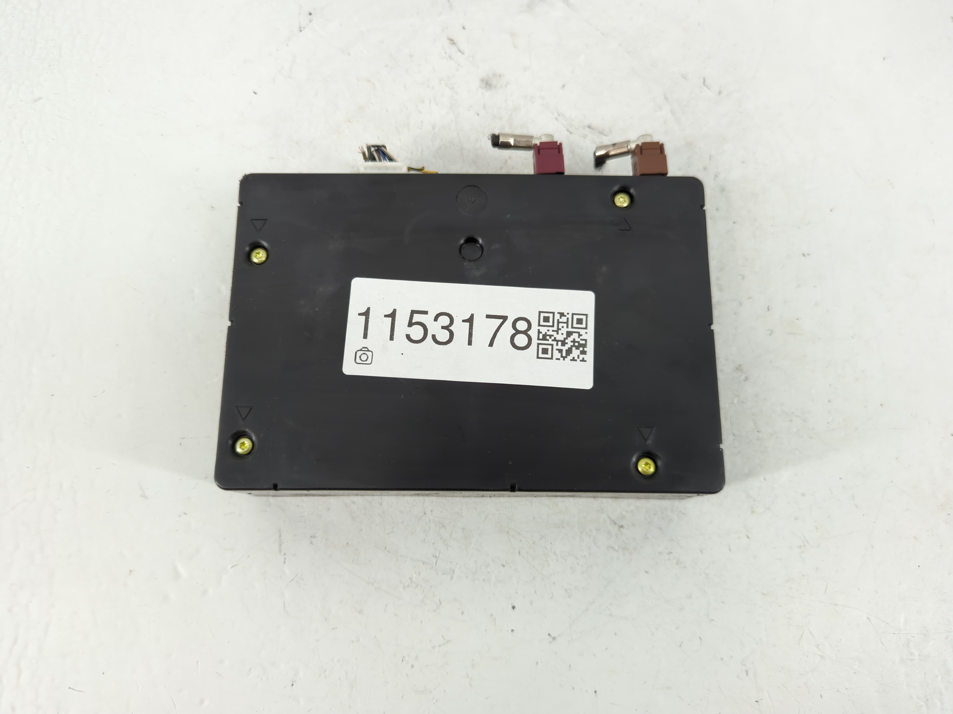 2017-2017 Chevrolet Silverado 1500 Telematics Control Module 1153178 - Oemusedautoparts1.com