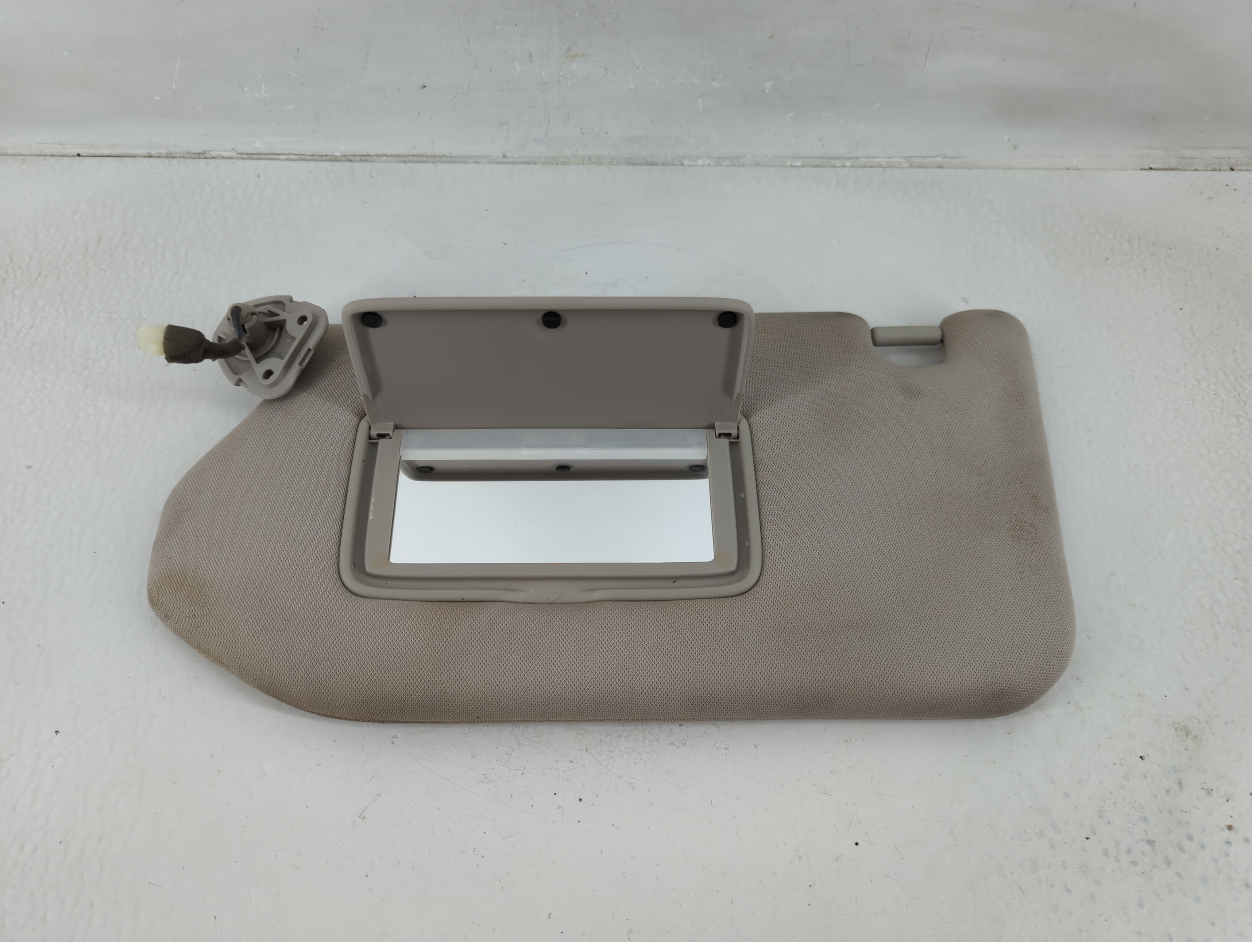 2014-2019 Infiniti Qx60 Driver Sun Visor Mirror Left Sunvisor Gray 1153186 - Oemusedautoparts1.com