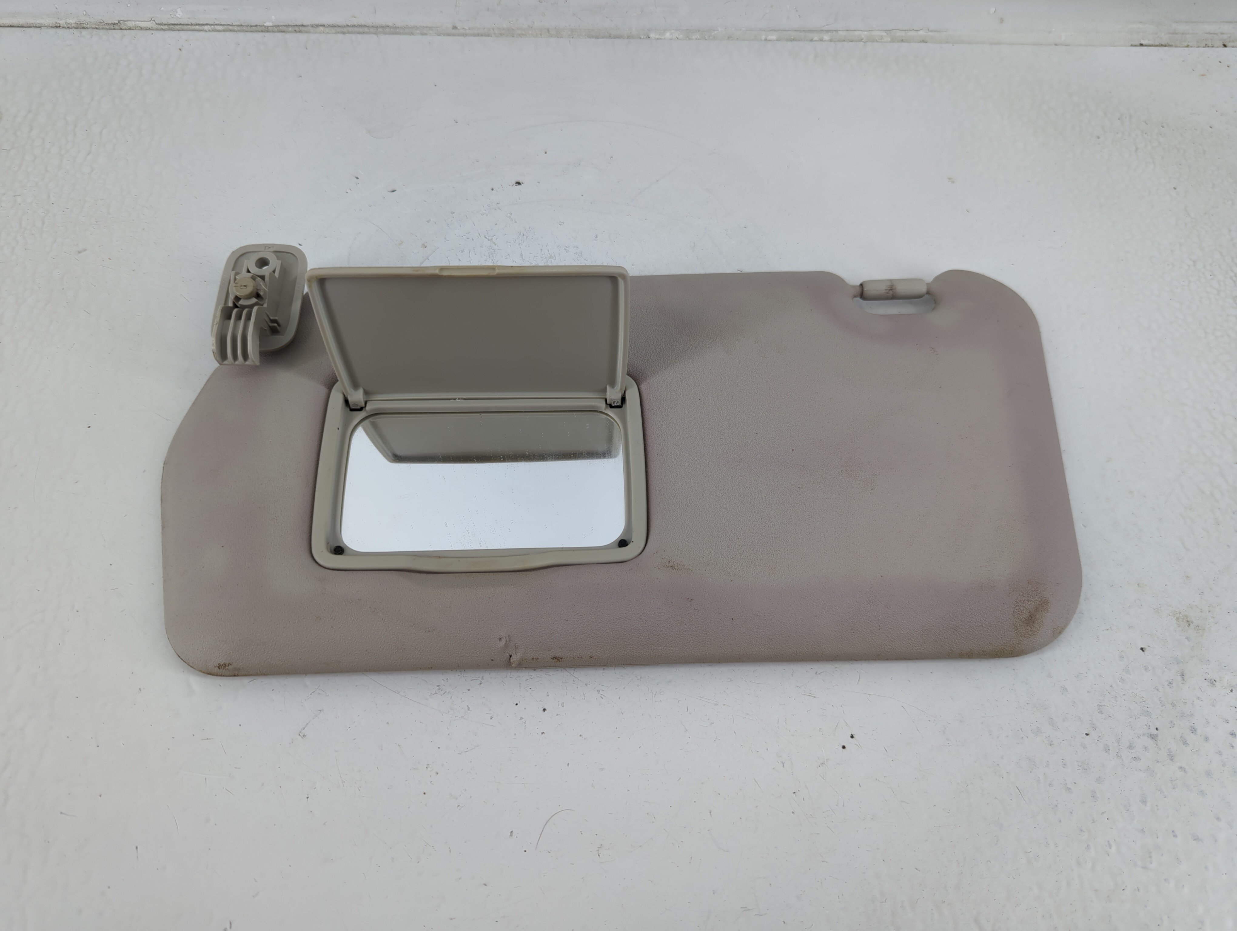 2008-2017 Mazda 5 Driver Sun Visor Mirror Left Sunvisor Gray 1153188 - Oemusedautoparts1.com