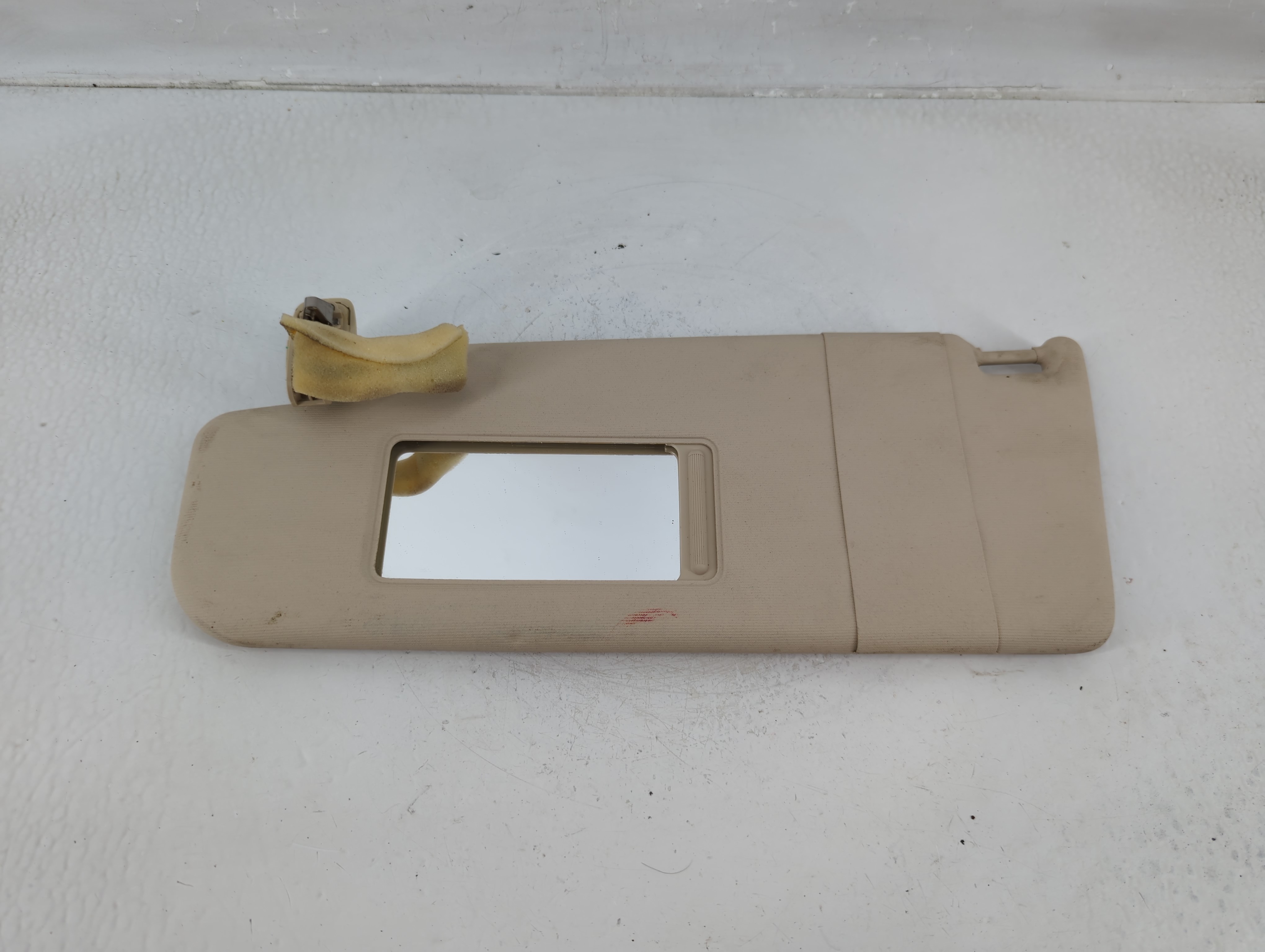 2011-2018 Volkswagen Jetta Driver Sun Visor Mirror Left Sunvisor Tan 1153190 - Oemusedautoparts1.com