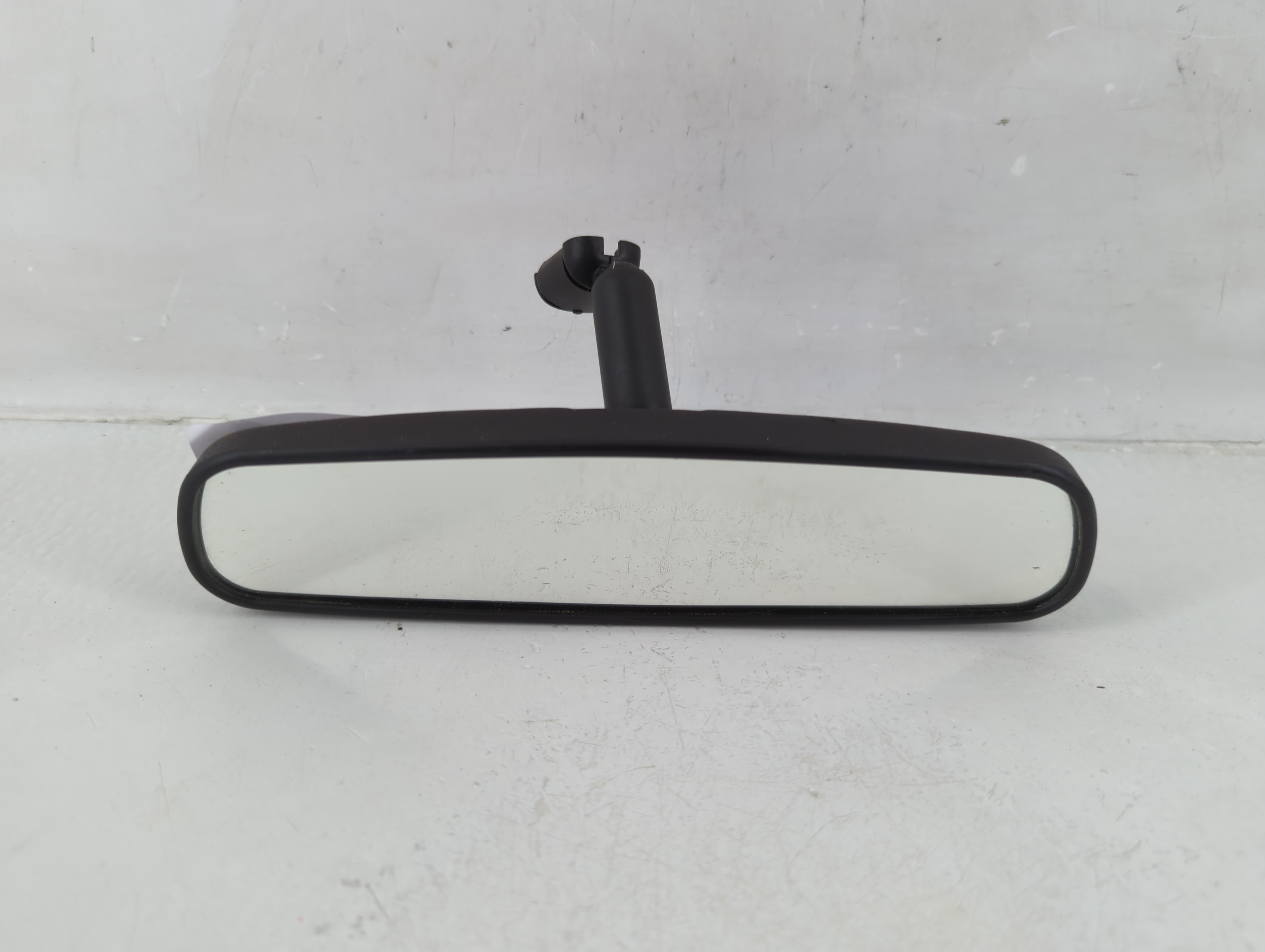 2017-2019 Ford Escape Interior Rear View Mirror Oem 1153207 - Oemusedautoparts1.com