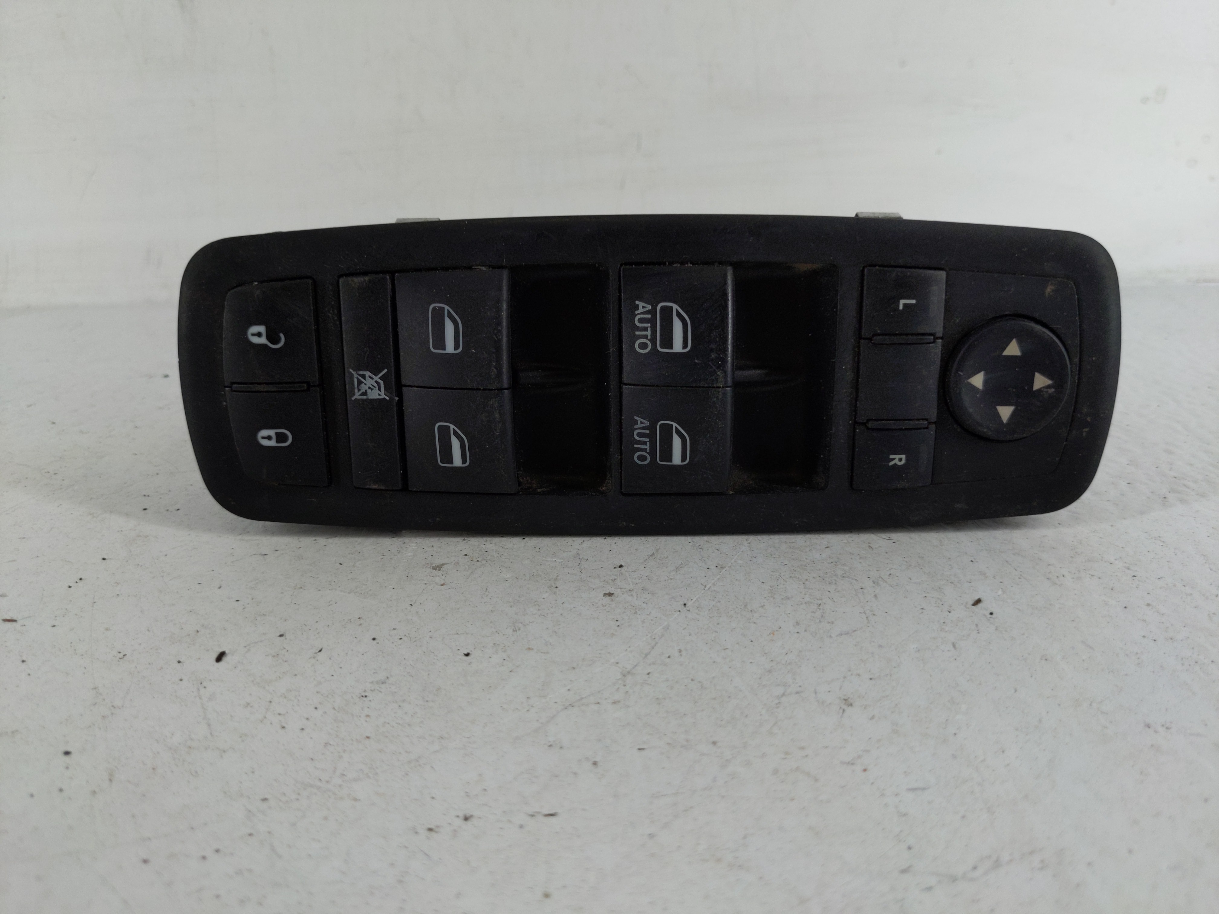 Dodge Ram 1500 Driver Left Door Master Power Window Switch P56046823ae 1153234 - Oemusedautoparts1.com