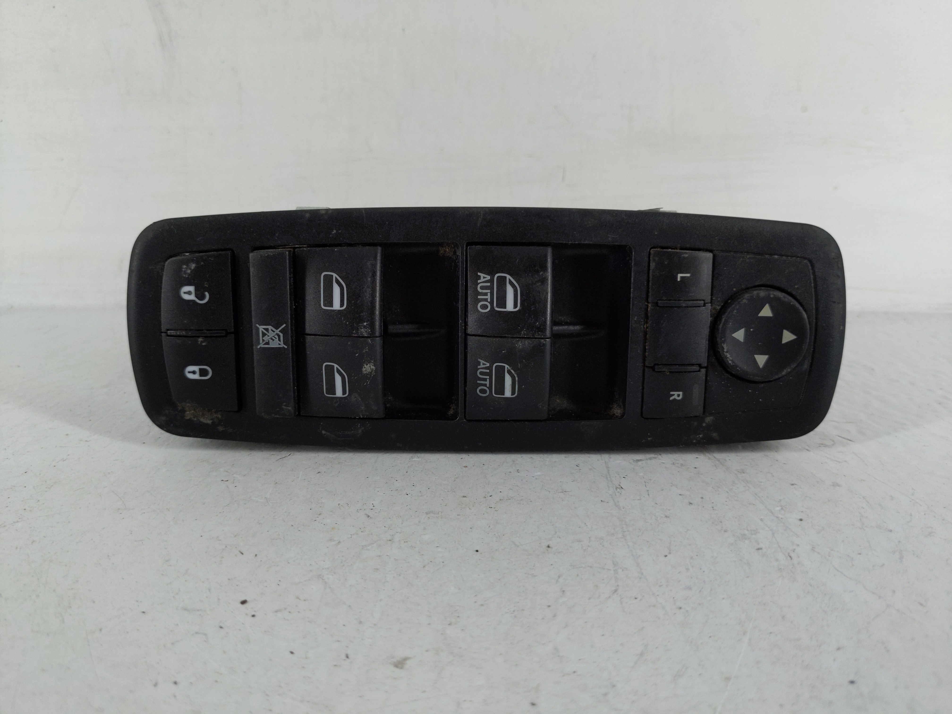 Dodge Ram 1500 Driver Left Door Master Power Window Switch P56046823ae 1153337 - Oemusedautoparts1.com
