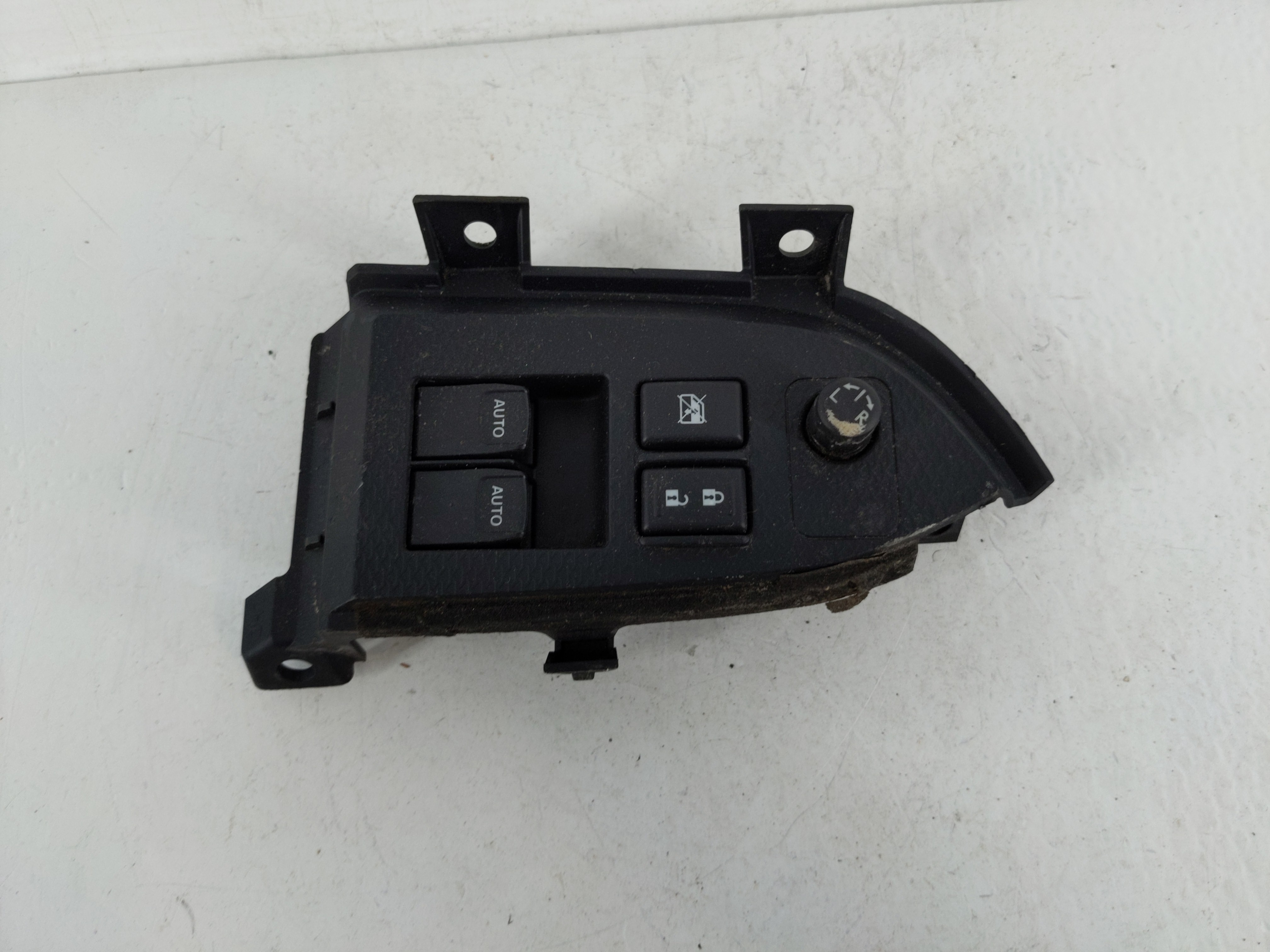 2013-2016 Scion Fr-s Driver Left Door Master Power Window Switch 1153340 - Oemusedautoparts1.com