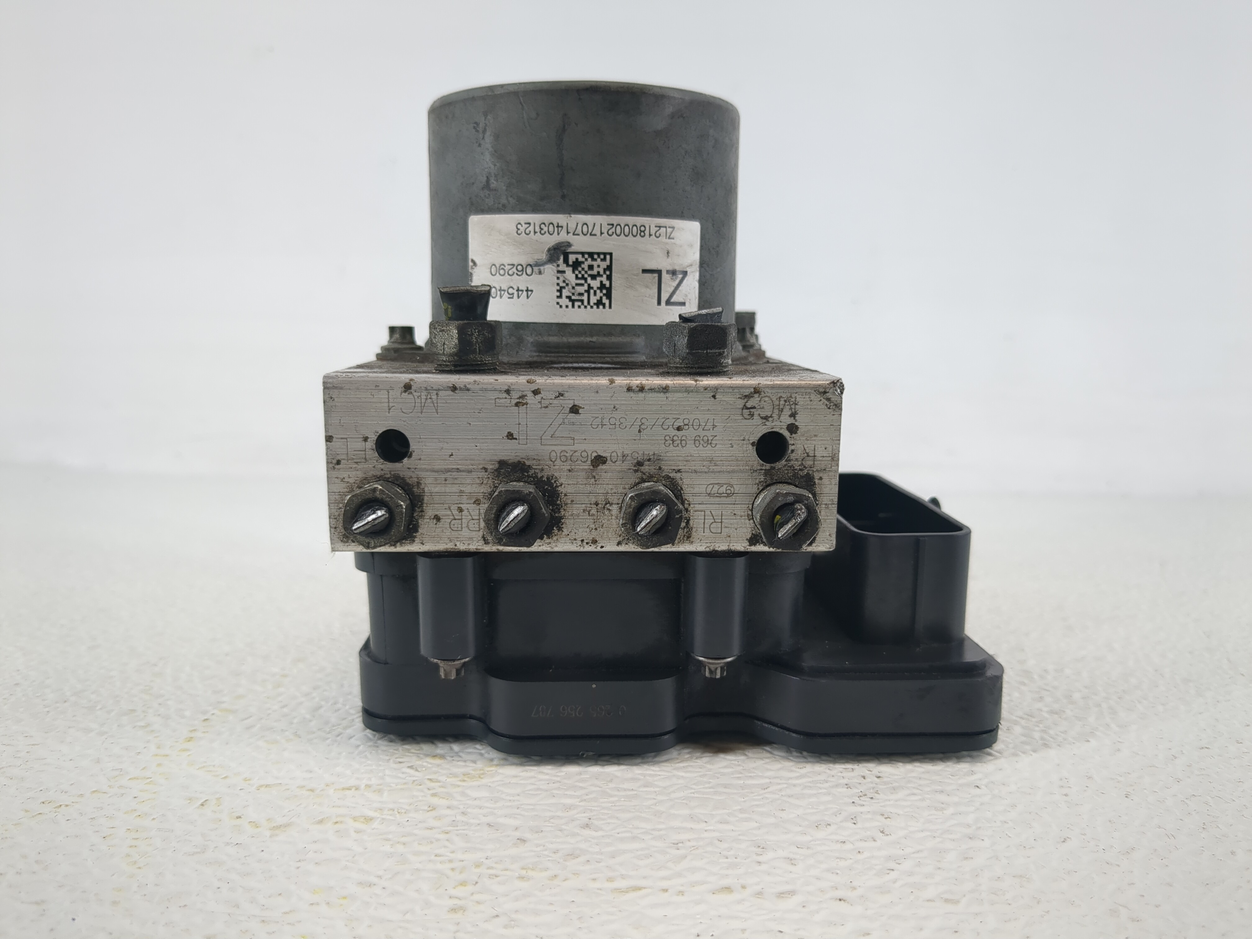 2018-2020 Toyota Camry Abs Pump Control Module 1153419 - Oemusedautoparts1.com