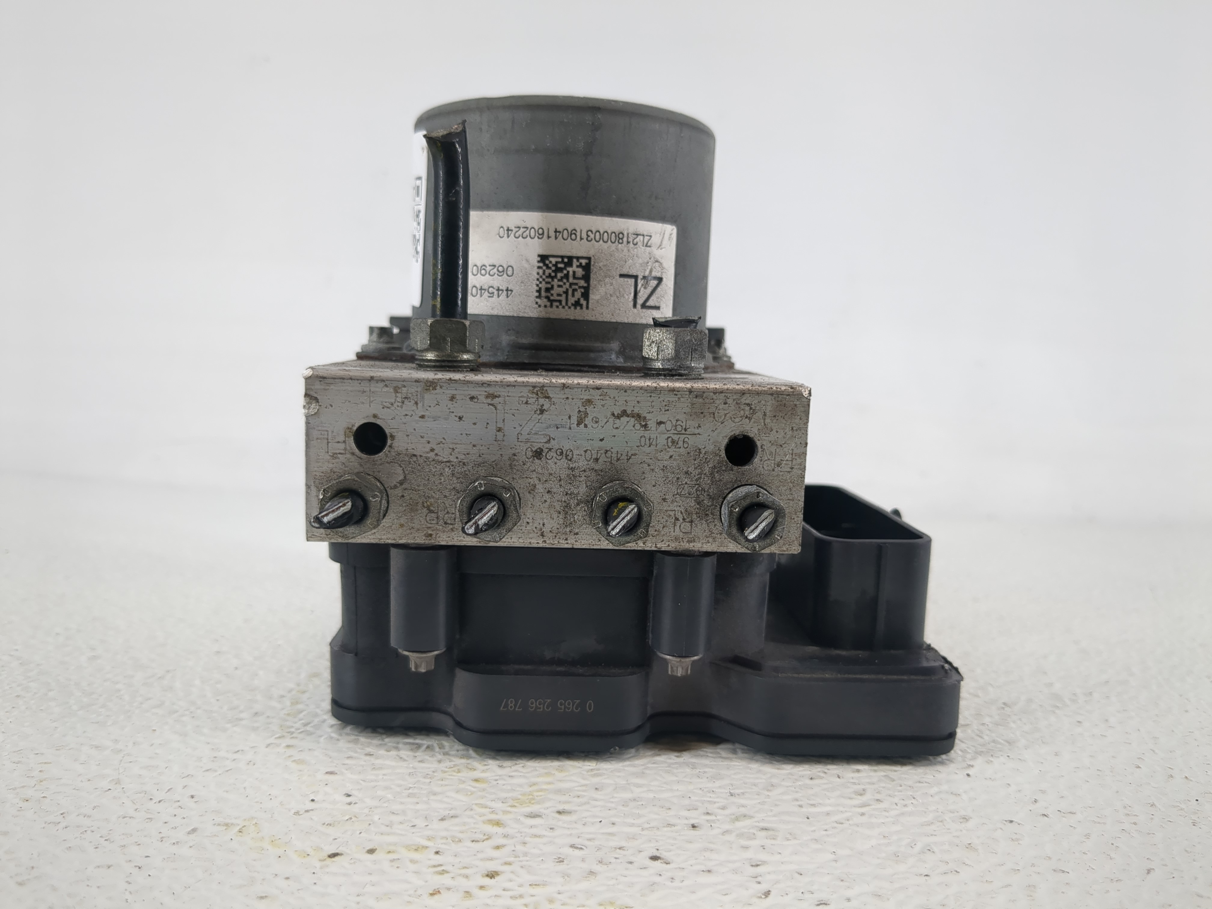 2018-2020 Toyota Camry Abs Pump Control Module 1153448 - Oemusedautoparts1.com
