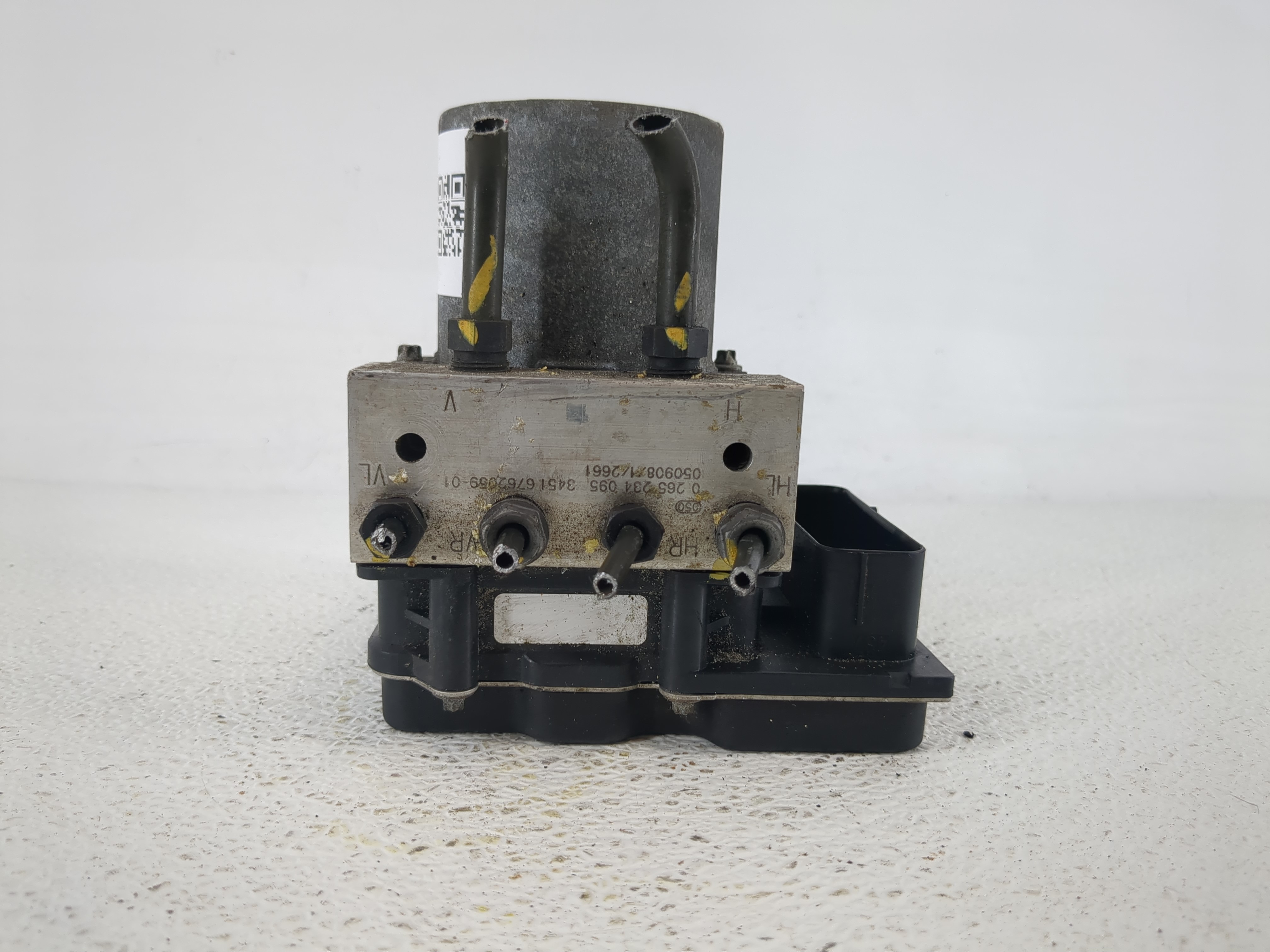 Picture of 2004-2006 Bmw X5 Abs Pump Control Module 1153456