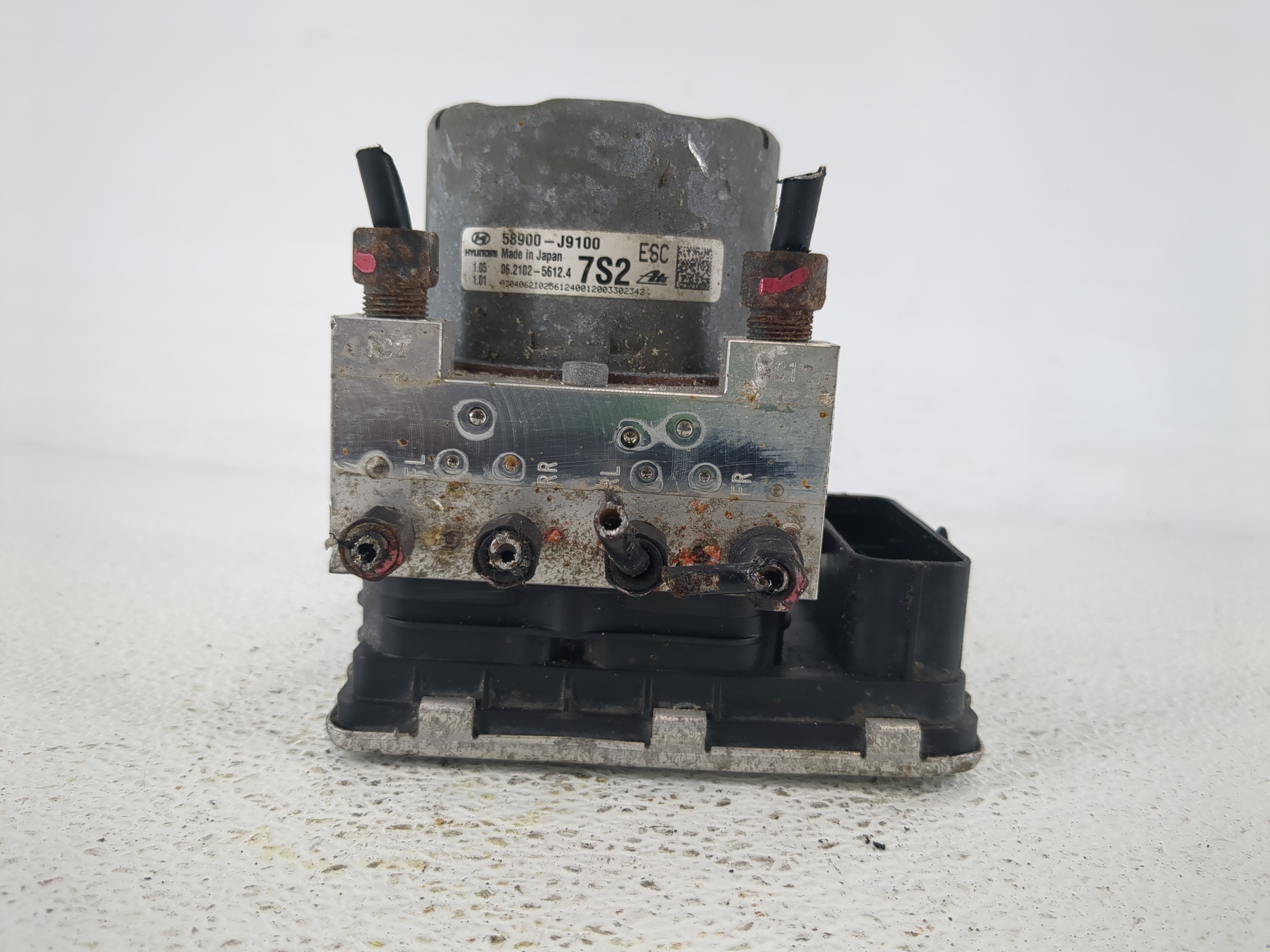 2018-2021 Hyundai Kona Abs Pump Control Module 1153460 - Oemusedautoparts1.com