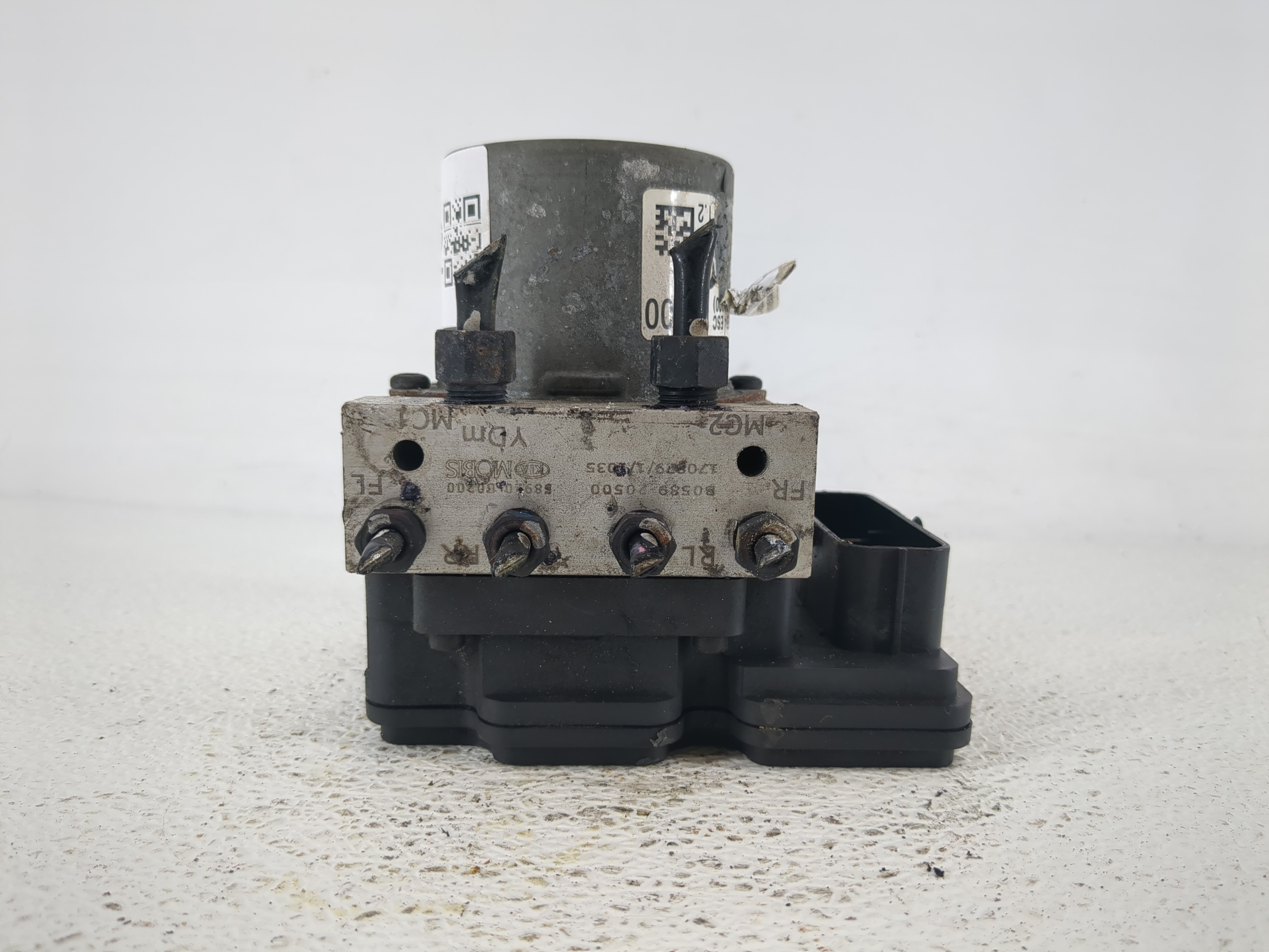 Picture of 2017-2018 Kia Forte Abs Pump Control Module 1153462