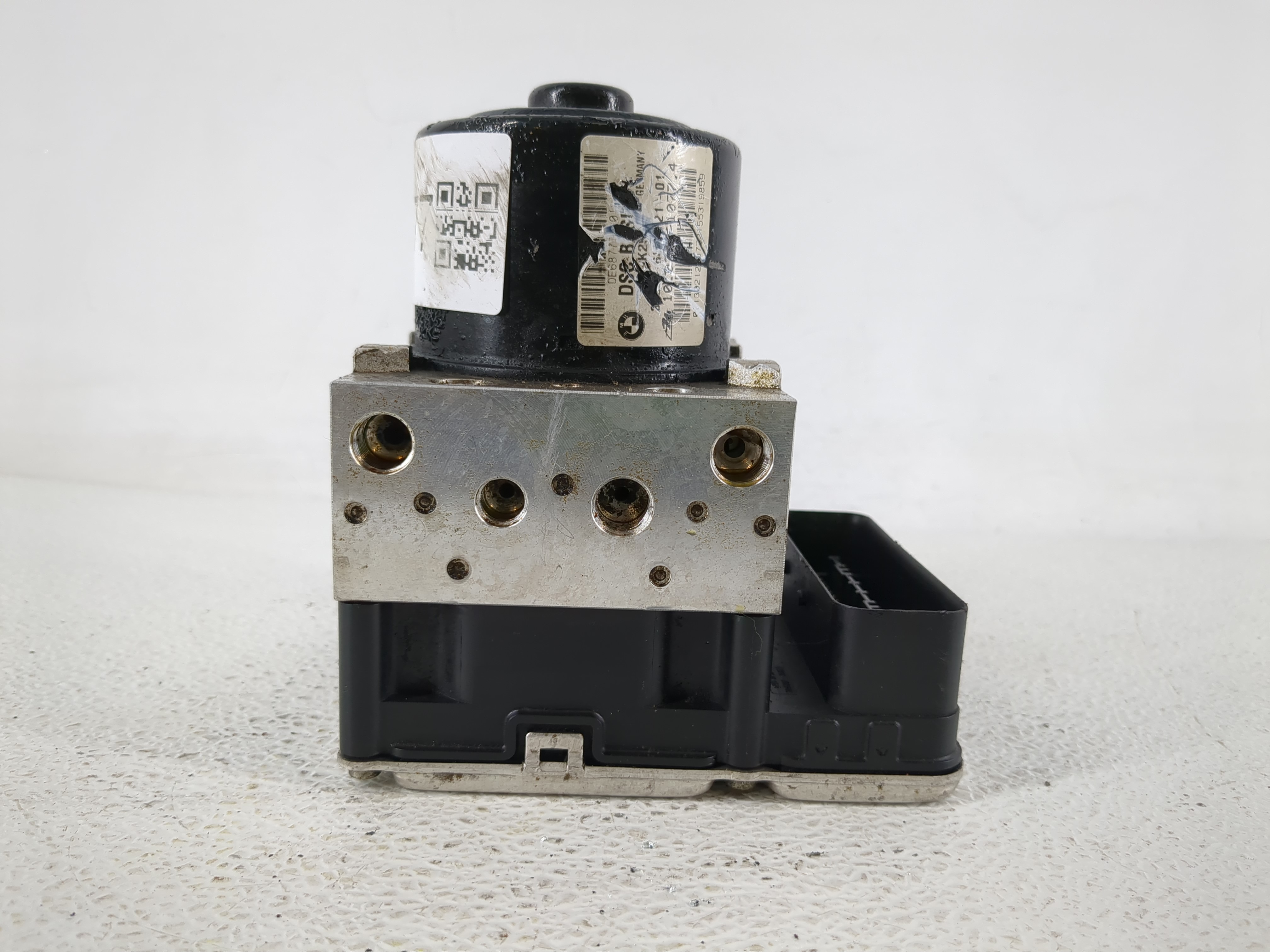 2011-2017 Bmw X3 Abs Pump Control Module 1153477 - Oemusedautoparts1.com