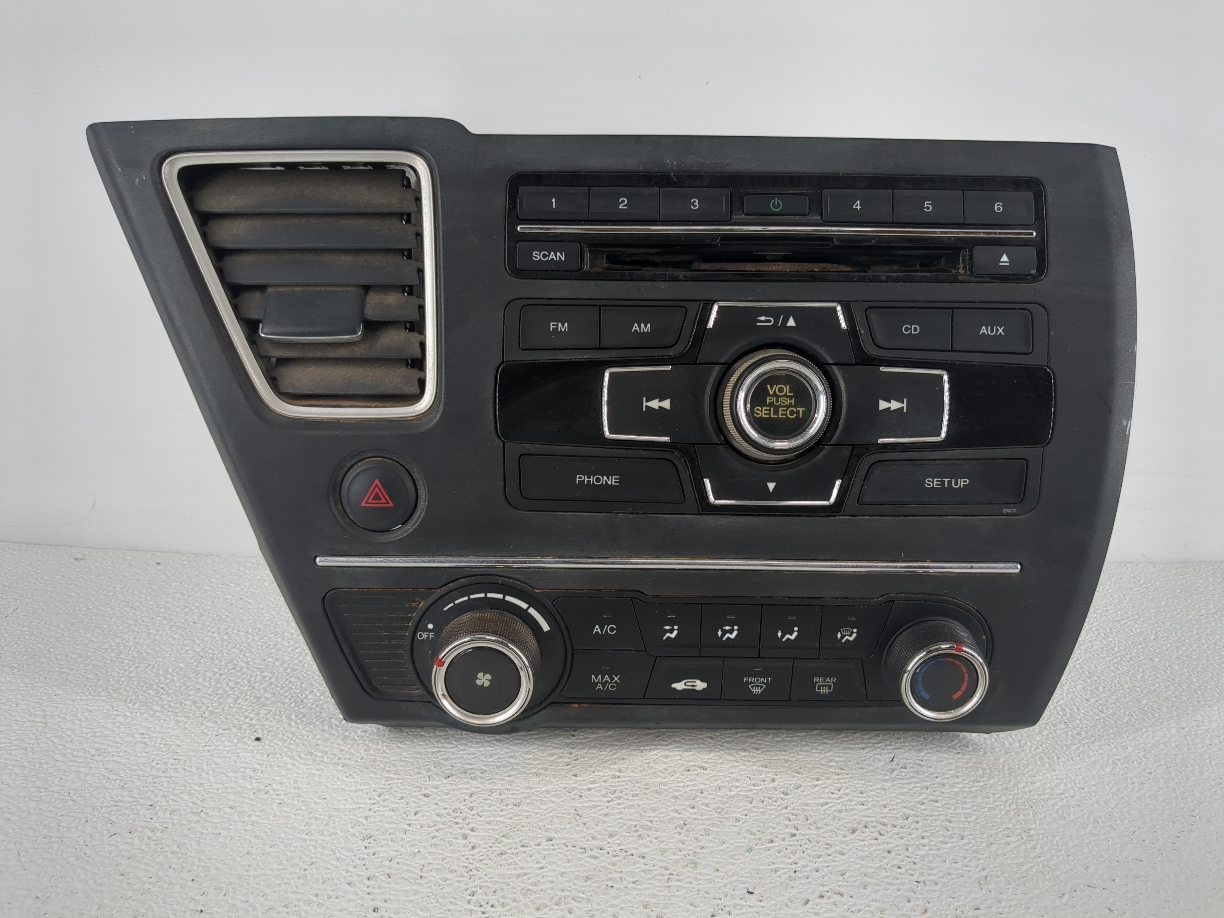 2013-2015 Honda Civic Am Fm Cd Player Radio Receiver 1153523 - Oemusedautoparts1.com