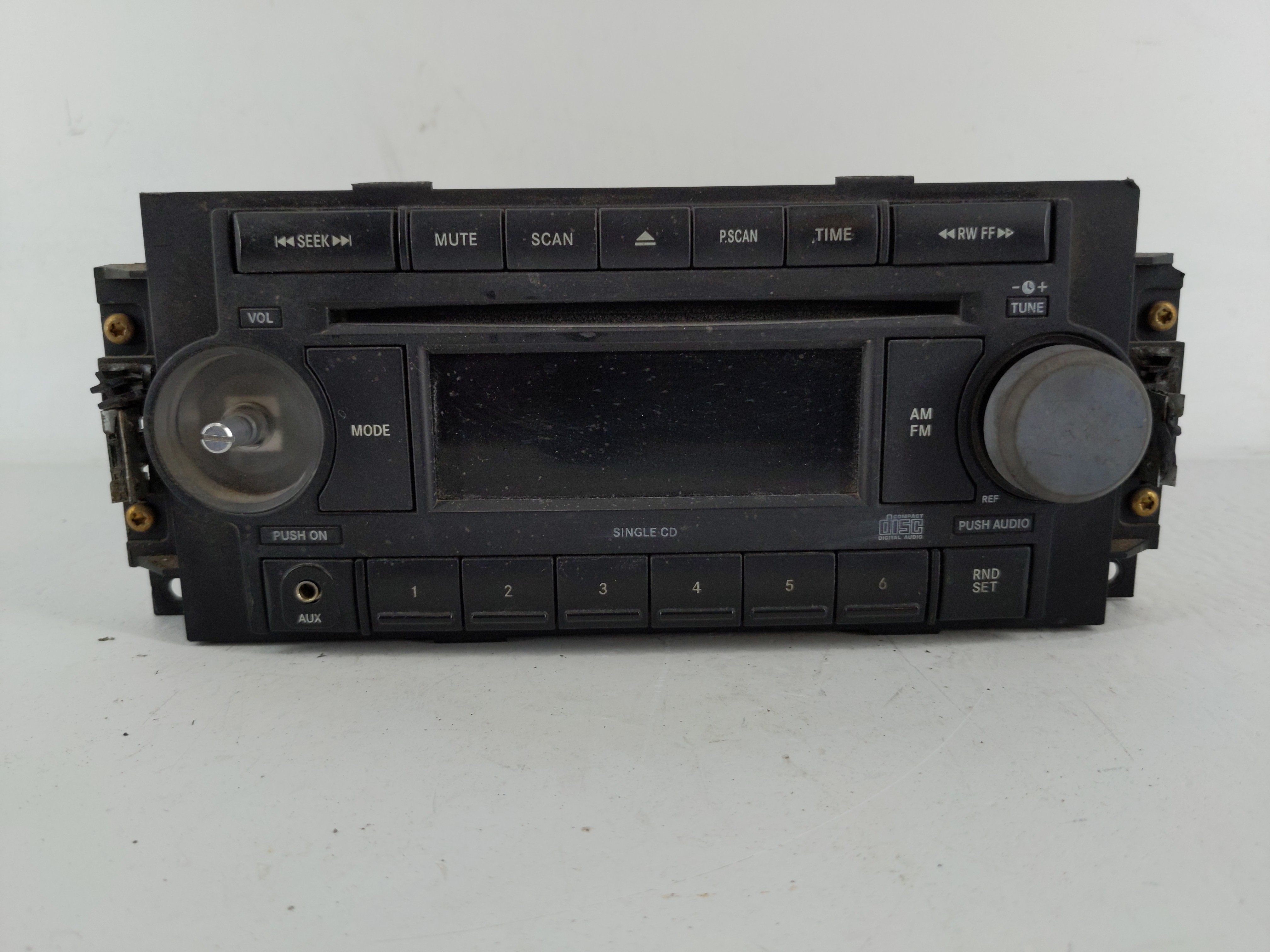 2006-2008 Dodge Ram 1500 Am Fm Cd Player Radio Receiver 1153553 - Oemusedautoparts1.com
