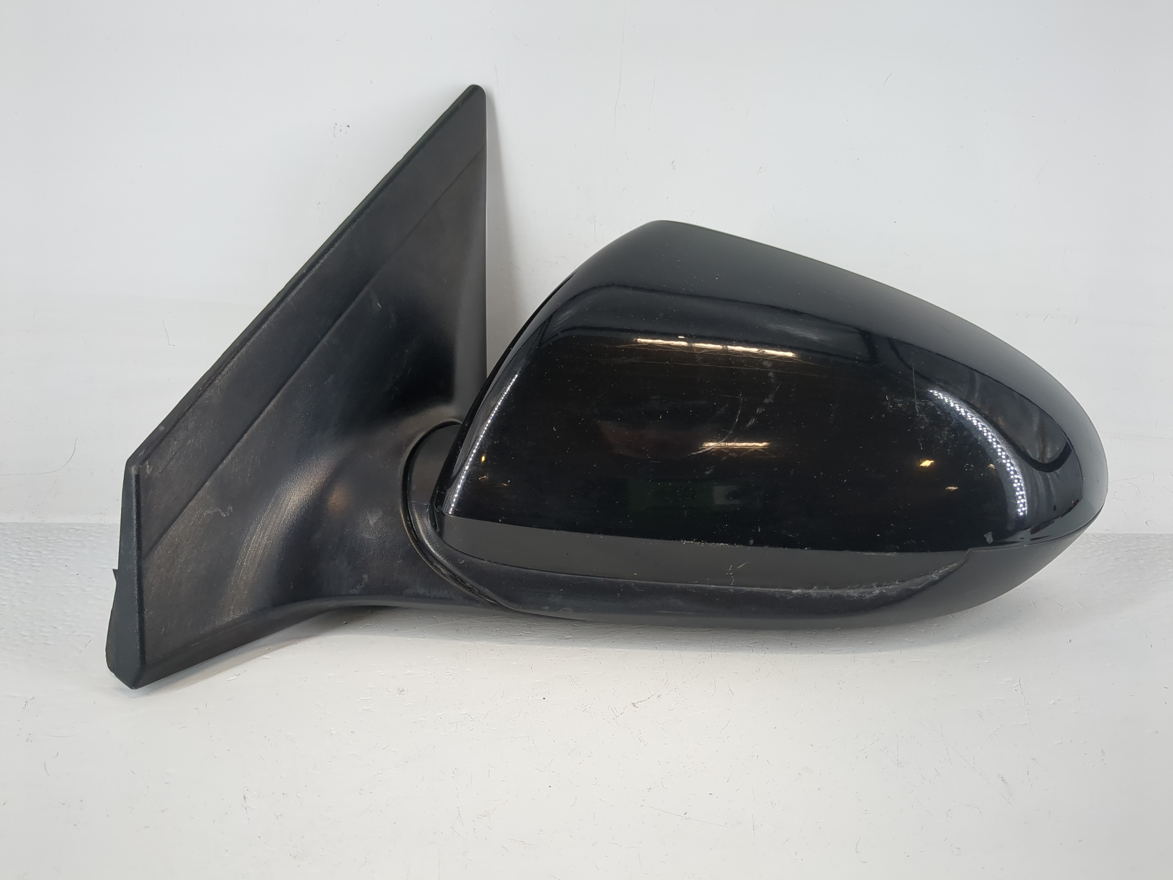 2017-2020 Hyundai Elantra Driver Left Side View Power Door Mirror Black 1153654 - Oemusedautoparts1.com