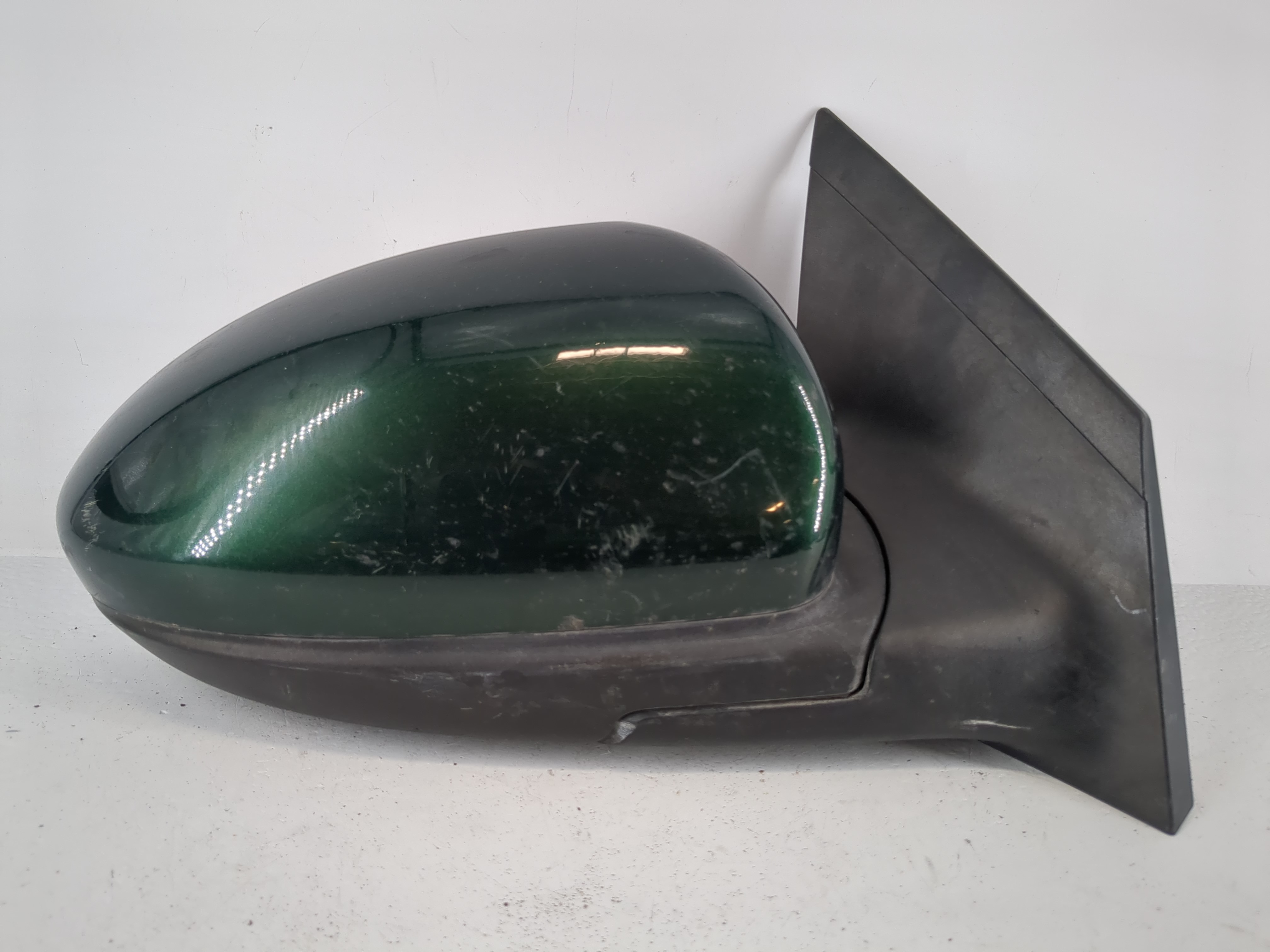 2011-2016 Chevrolet Cruze Passenger Right Side View Power Door Mirror 1153655 - Oemusedautoparts1.com