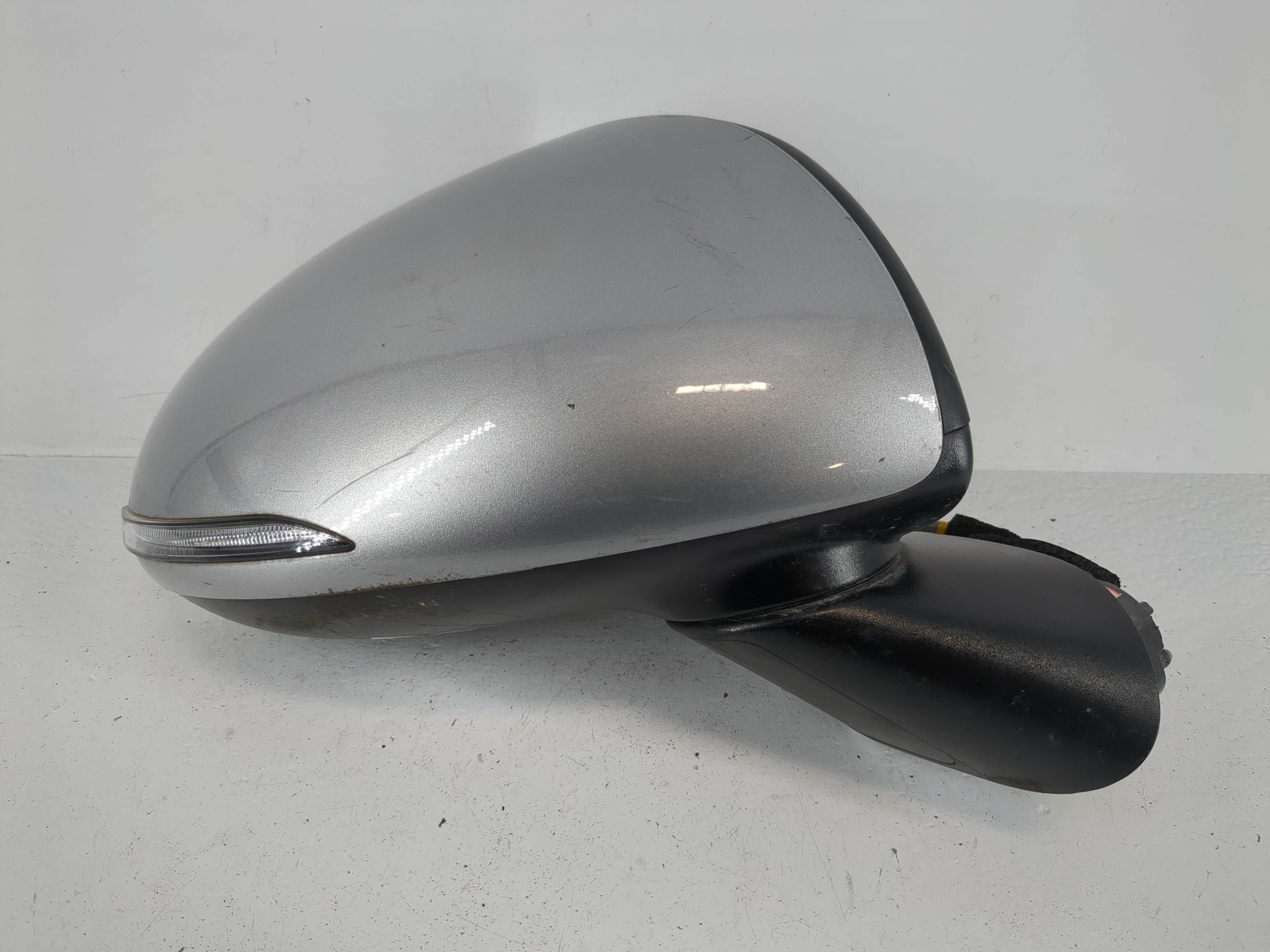 2020-2023 Hyundai Sonata Passenger Right Side View Power Door Mirror 1153656 - Oemusedautoparts1.com