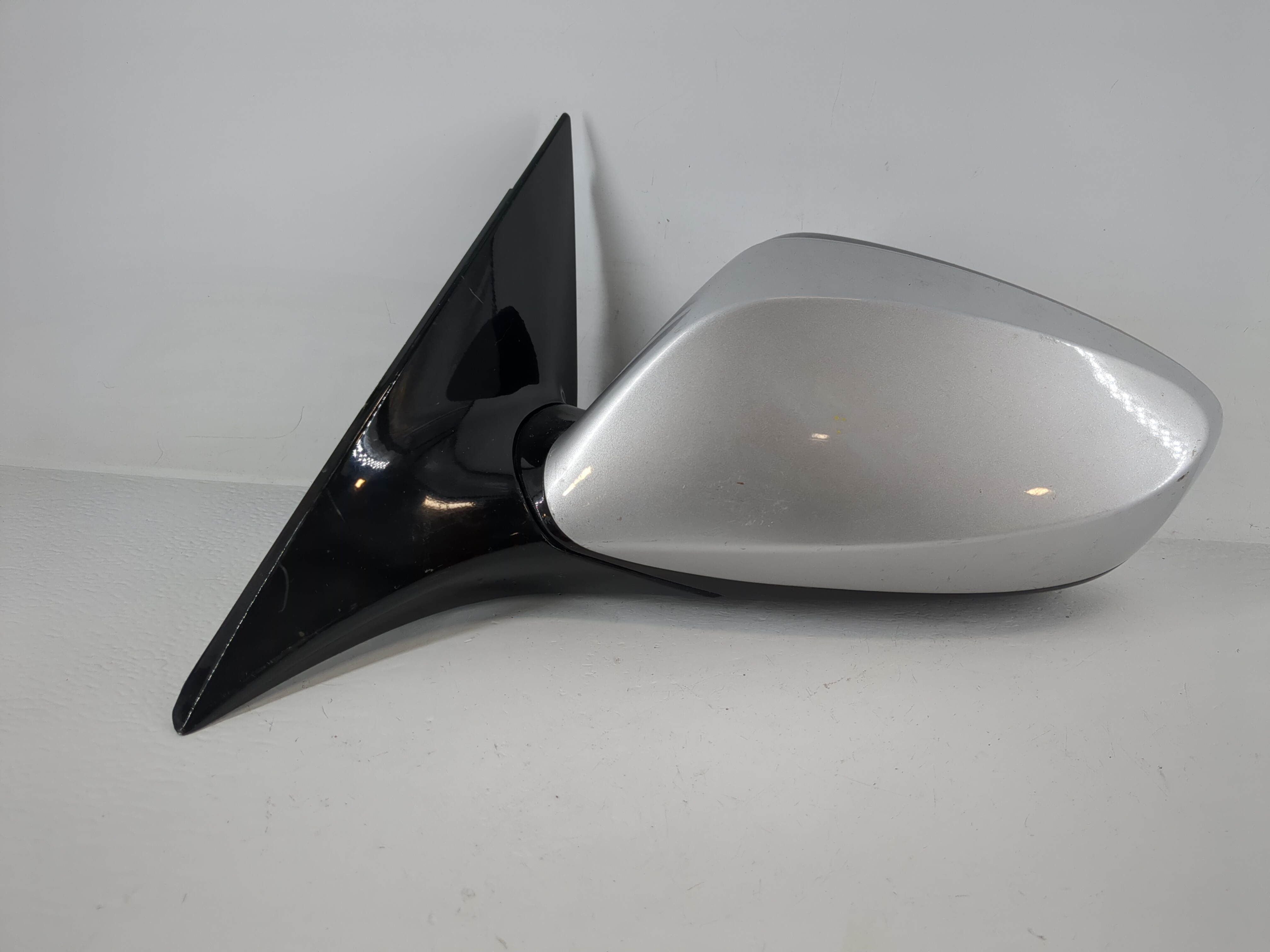 2014-2017 Hyundai Veloster Driver Left Side View Power Door Mirror 1153659 - Oemusedautoparts1.com