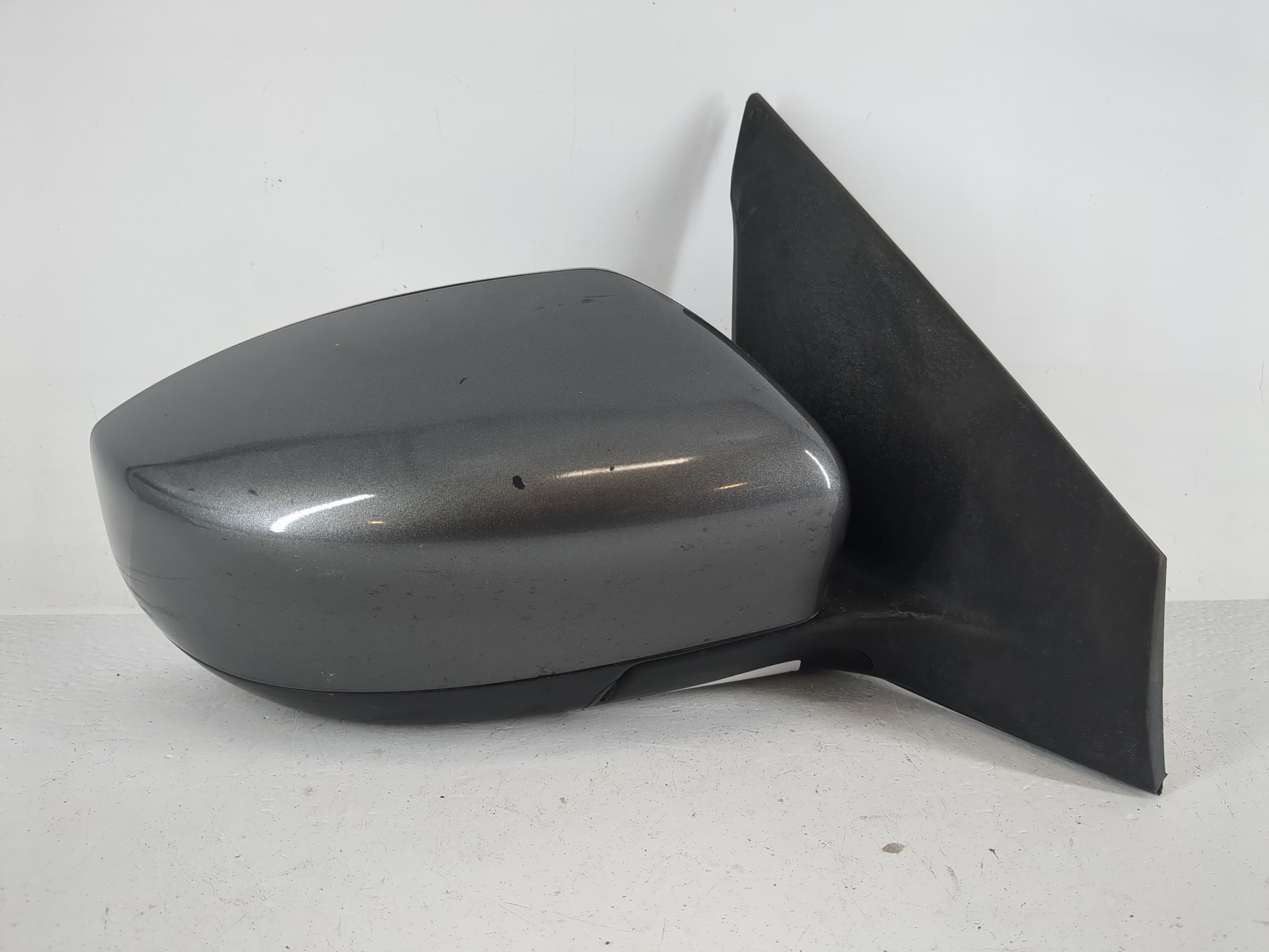 Picture of 2016-2019 Nissan Sentra Passenger Right Side View Power Door Mirror 1153700