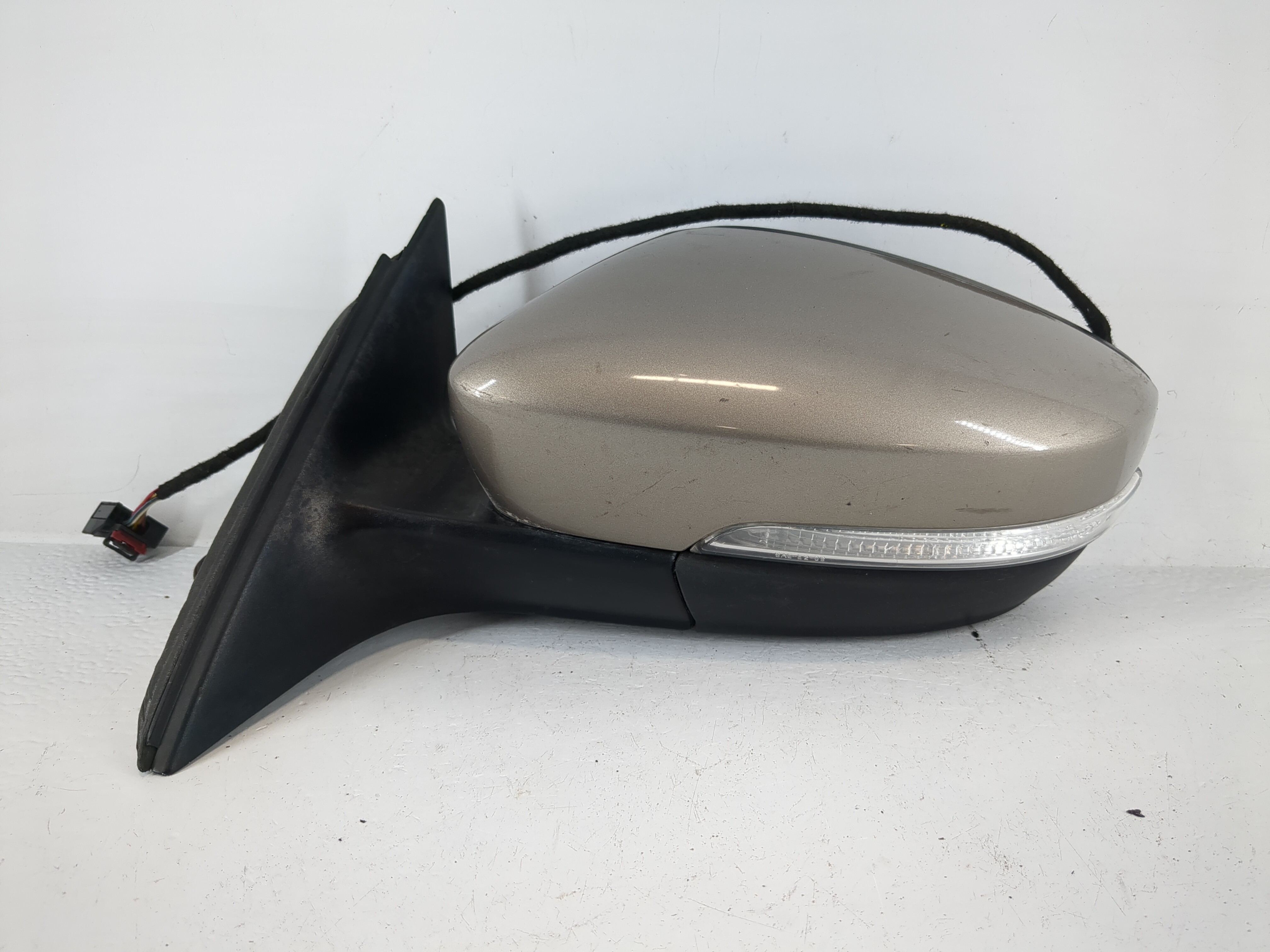 2013-2015 Volkswagen Passat Driver Left Side View Power Door Mirror Grey 1153718 - Oemusedautoparts1.com