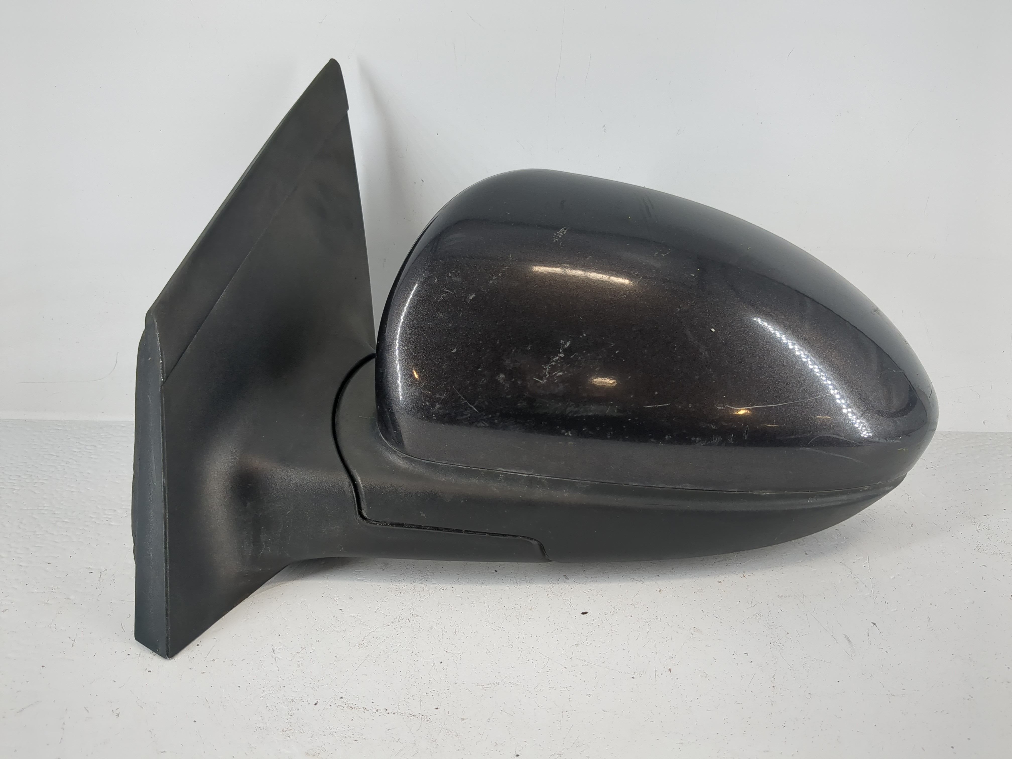 2016-2019 Chevrolet Cruze Driver Left Side View Power Door Mirror Black 1153744 - Oemusedautoparts1.com