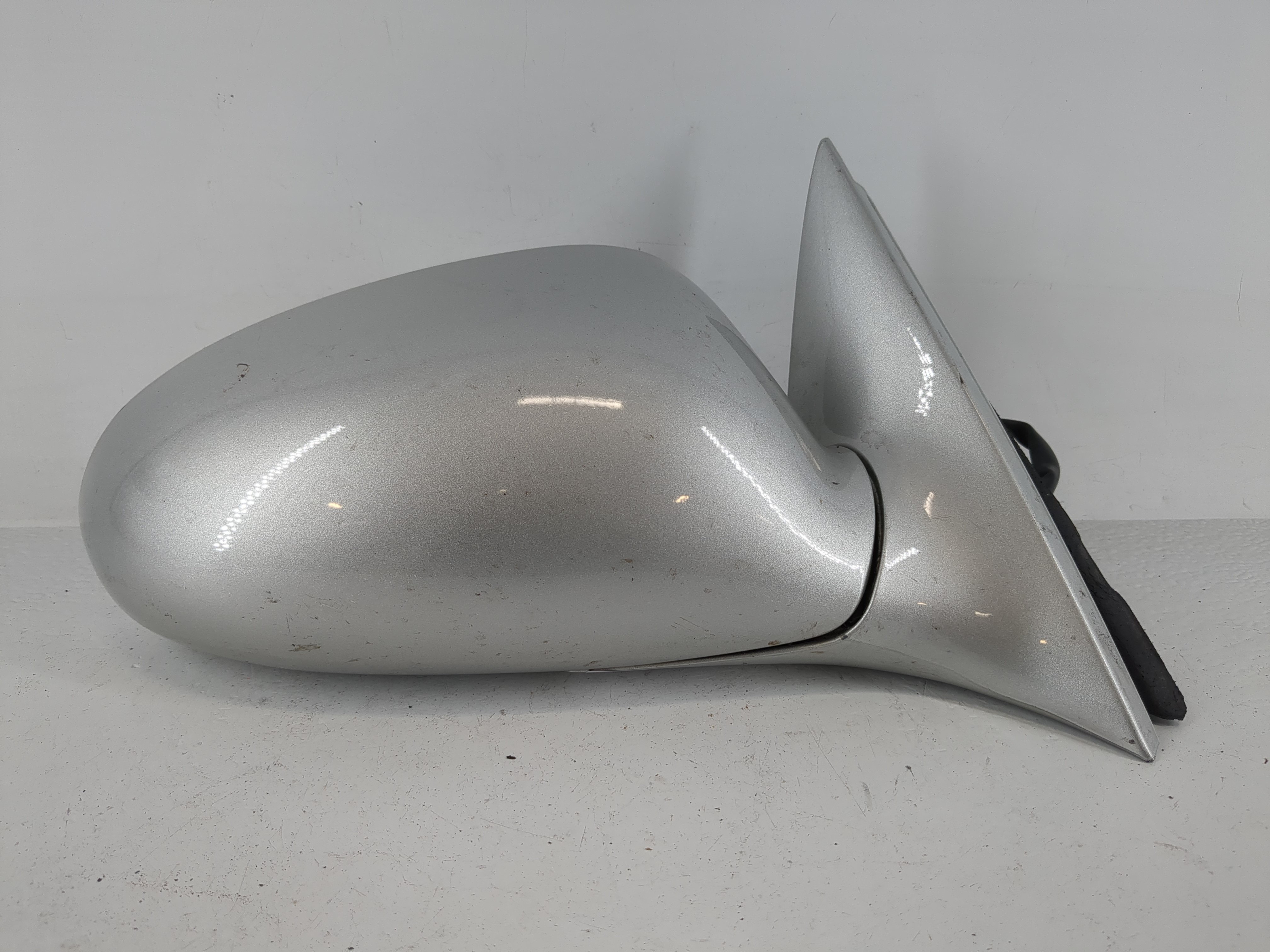 1997-2002 Buick Regal Passenger Right Side View Power Door Mirror Silver 1153746 - Oemusedautoparts1.com