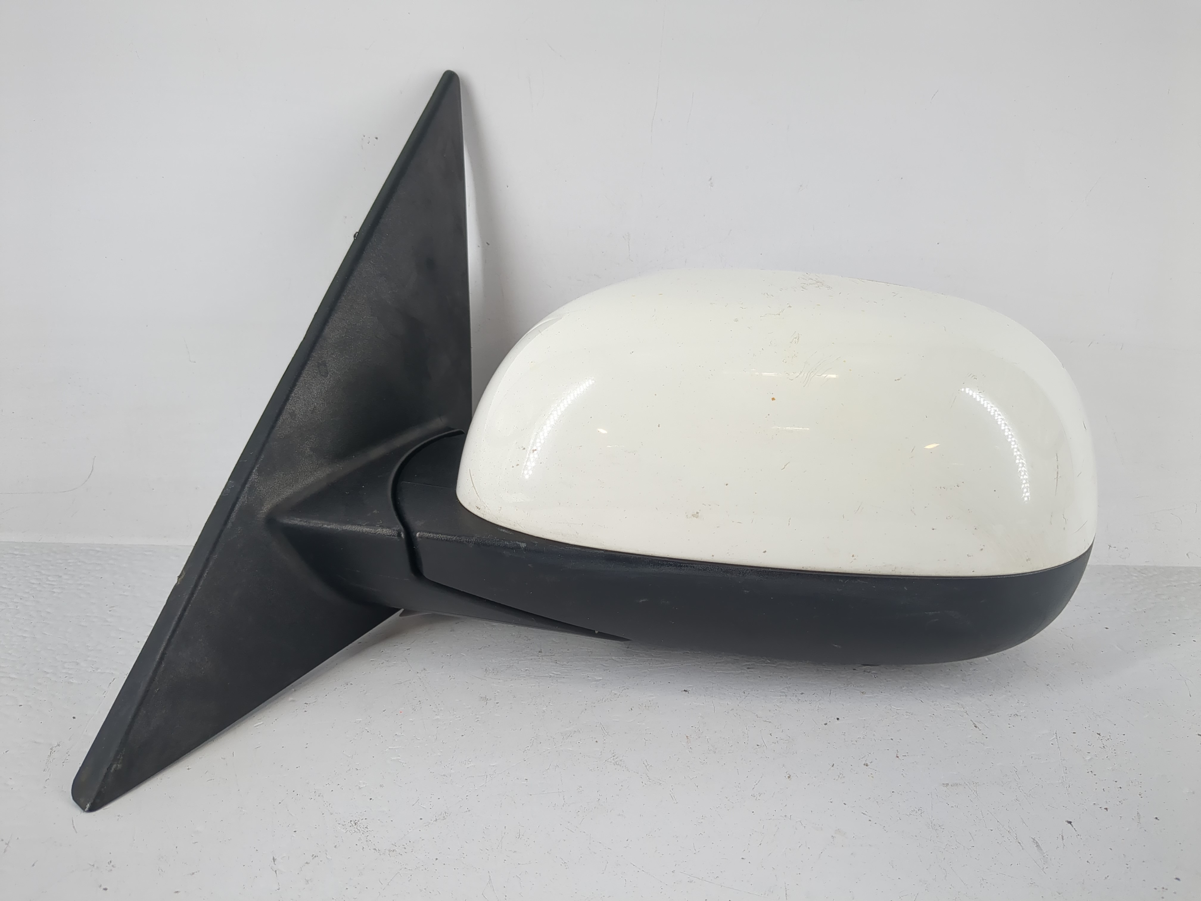 Picture of 2014-2019 Kia Soul Driver Left Side View Power Door Mirror White 1153764