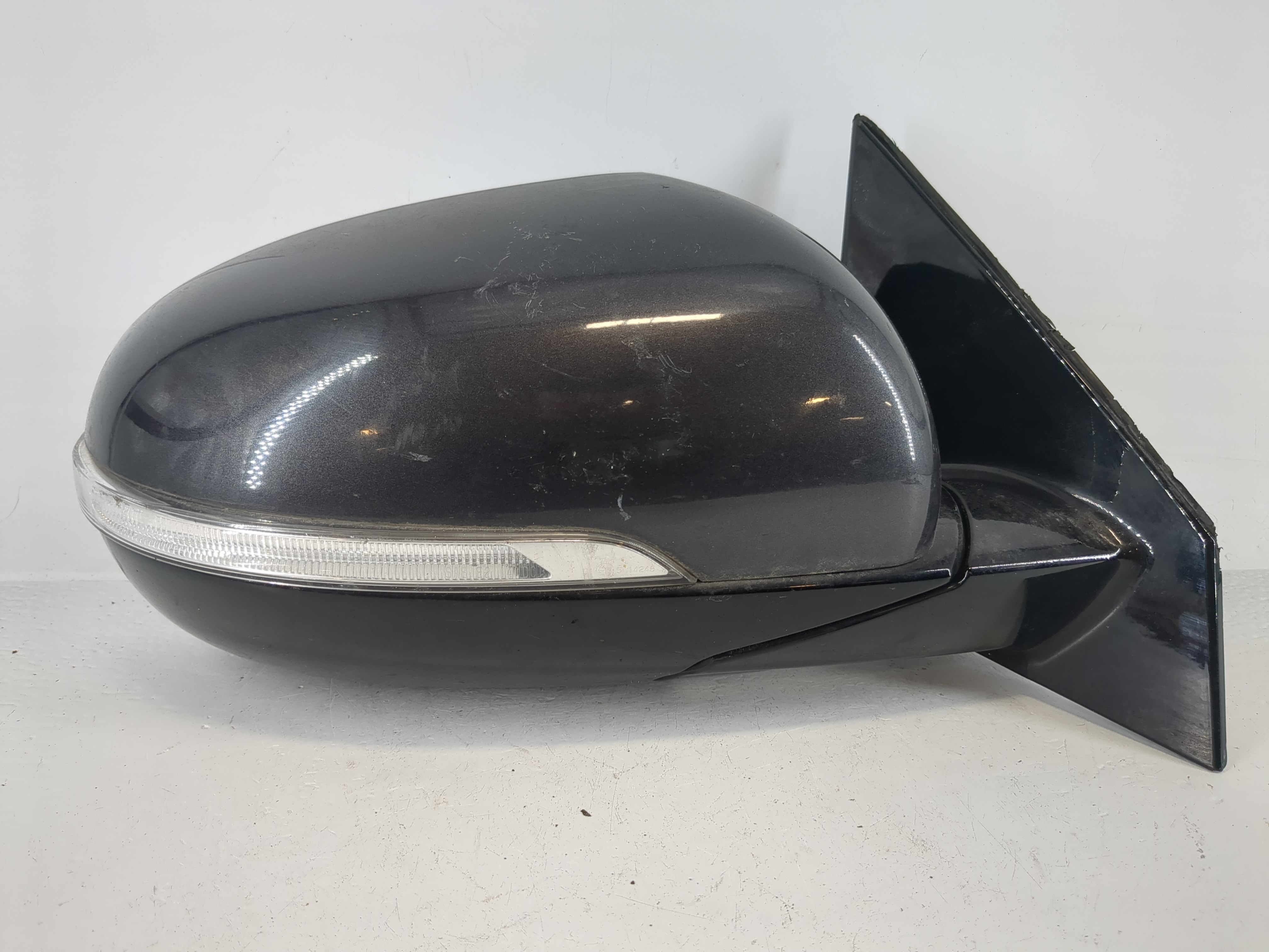 2016-2020 Kia Sorento Passenger Right Side View Power Door Mirror 1153795 - Oemusedautoparts1.com