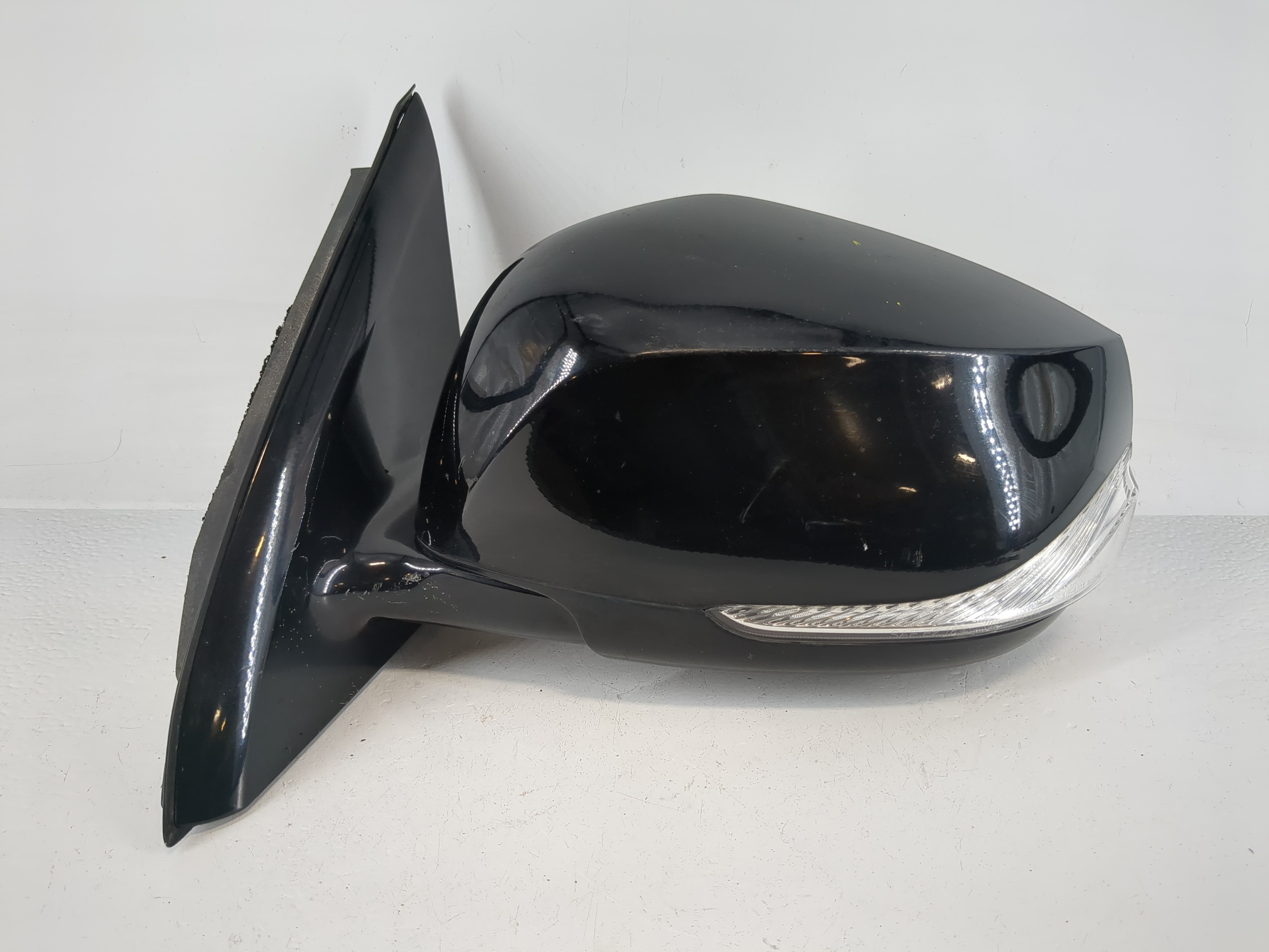 2017-2020 Infiniti Qx60 Driver Left Side View Manual Door Mirror 1153806 - Oemusedautoparts1.com