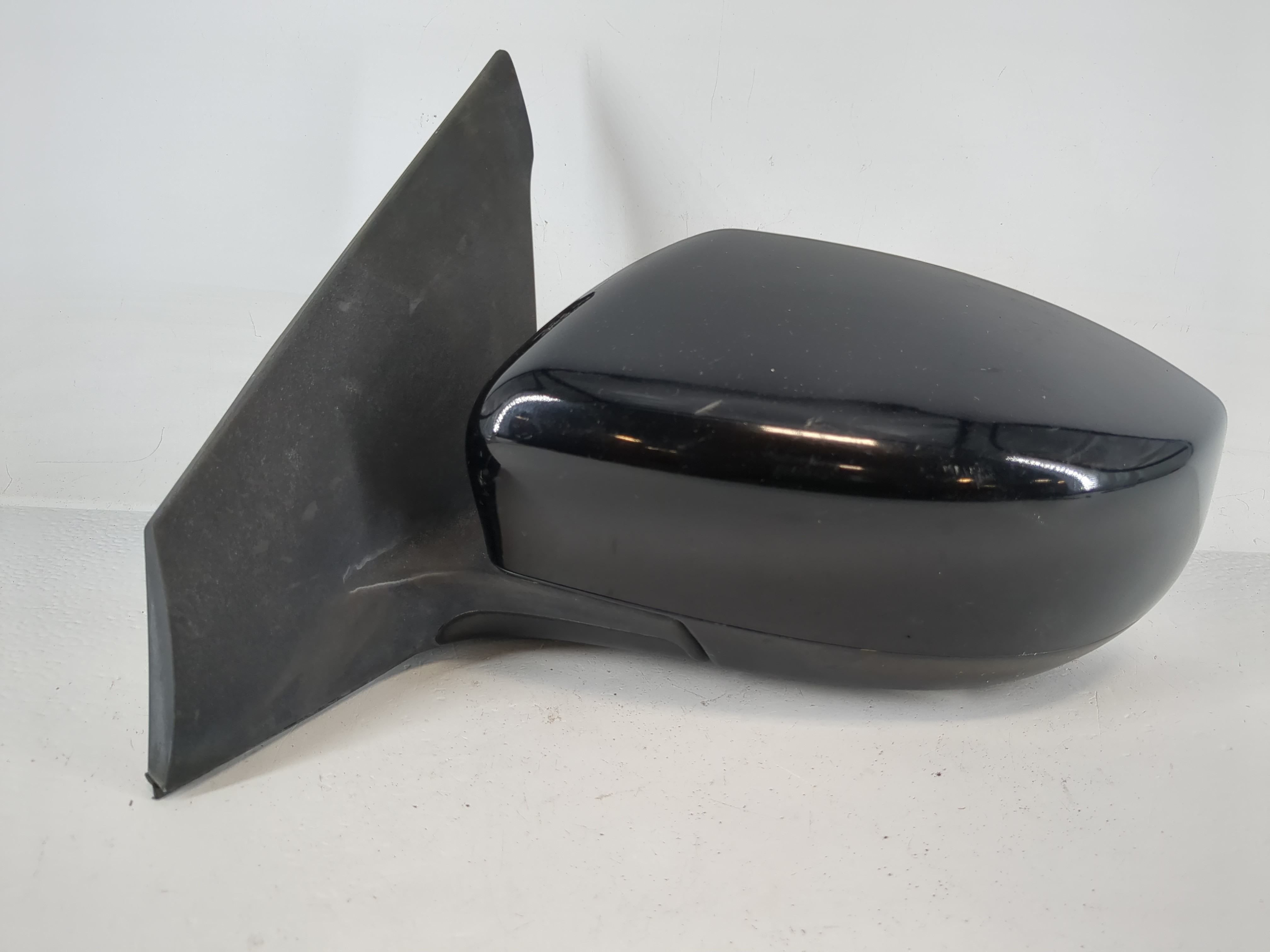 2013-2015 Nissan Sentra Driver Left Side View Power Door Mirror Black 1153826 - Oemusedautoparts1.com