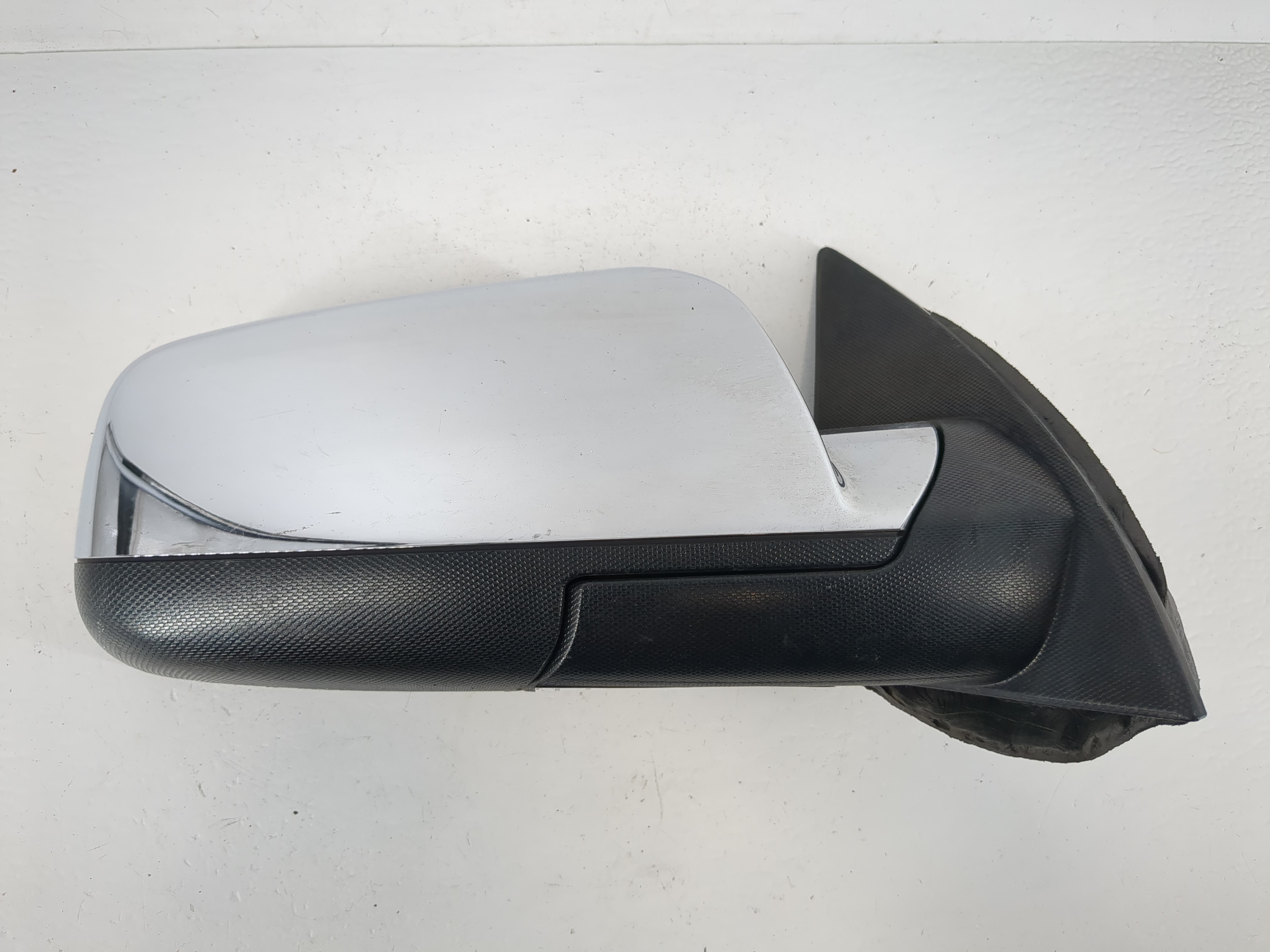 2015-2017 Gmc Terrain Passenger Right Side View Power Door Mirror Silver 1153832 - Oemusedautoparts1.com