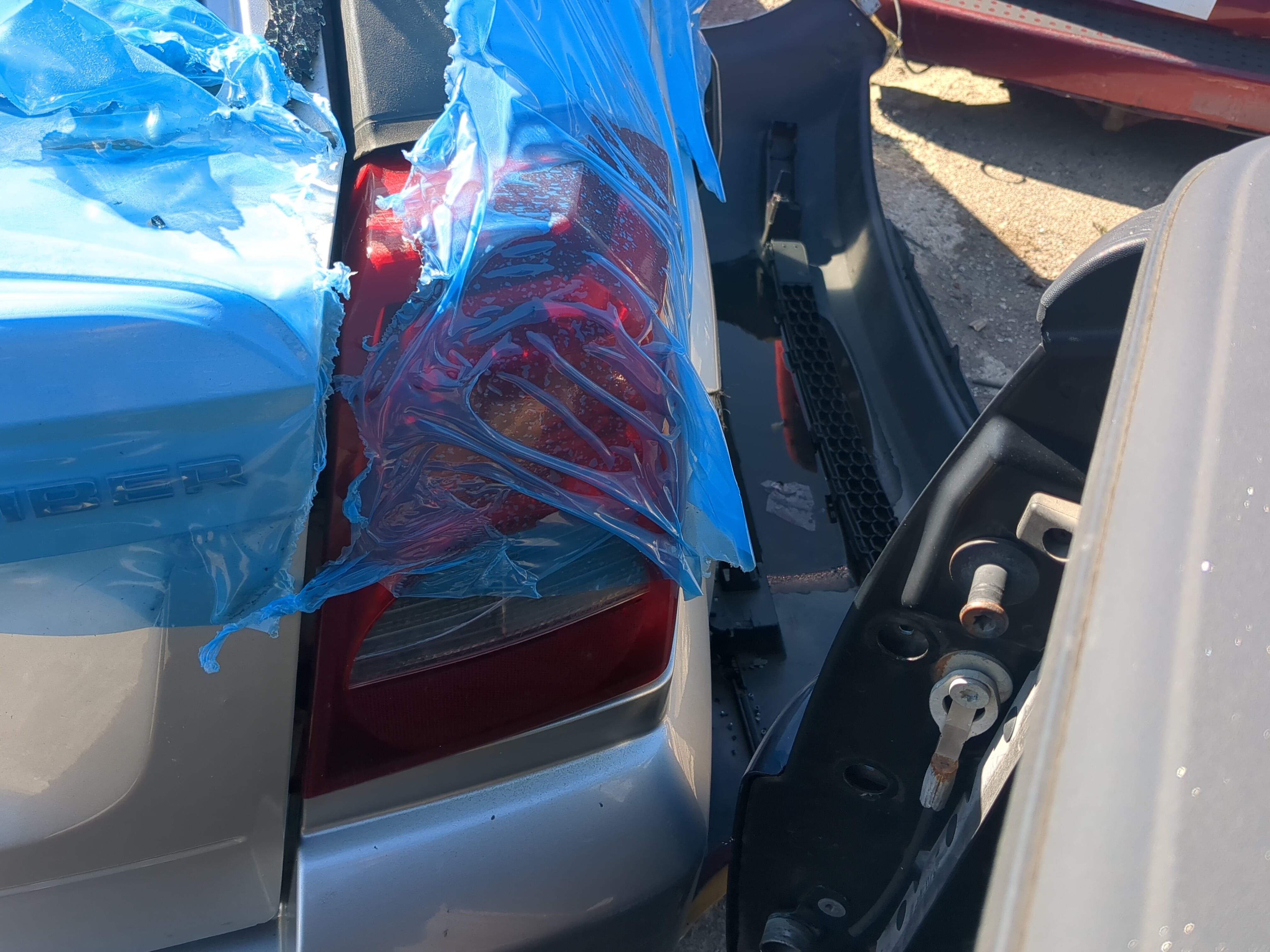 Picture of 2008-2012 Dodge Caliber Passenger Right Side Tail Light Taillight Oem 1154987