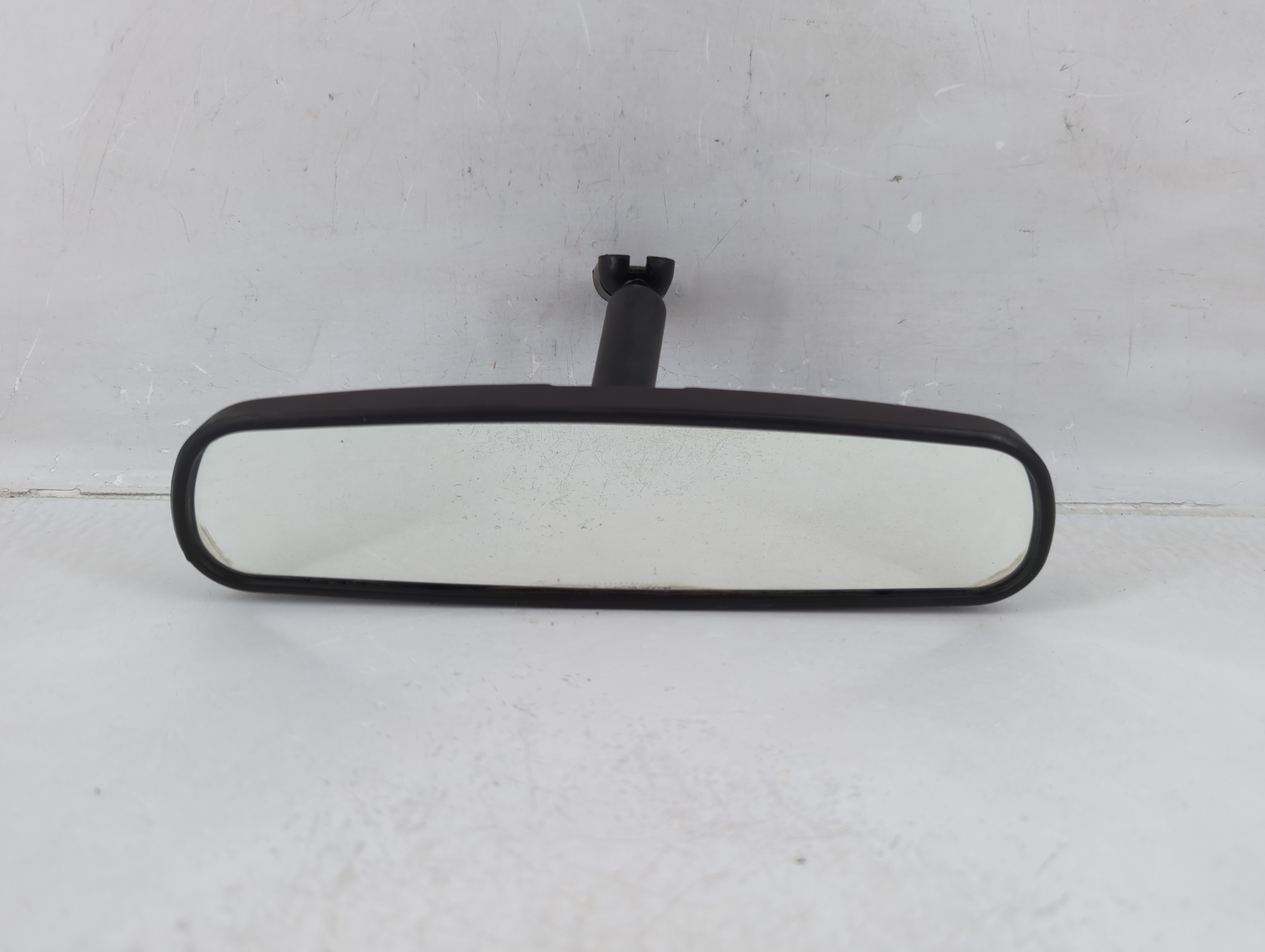 2005 Ford Mustang Interior Rear View Mirror Oem 1155121 - Oemusedautoparts1.com