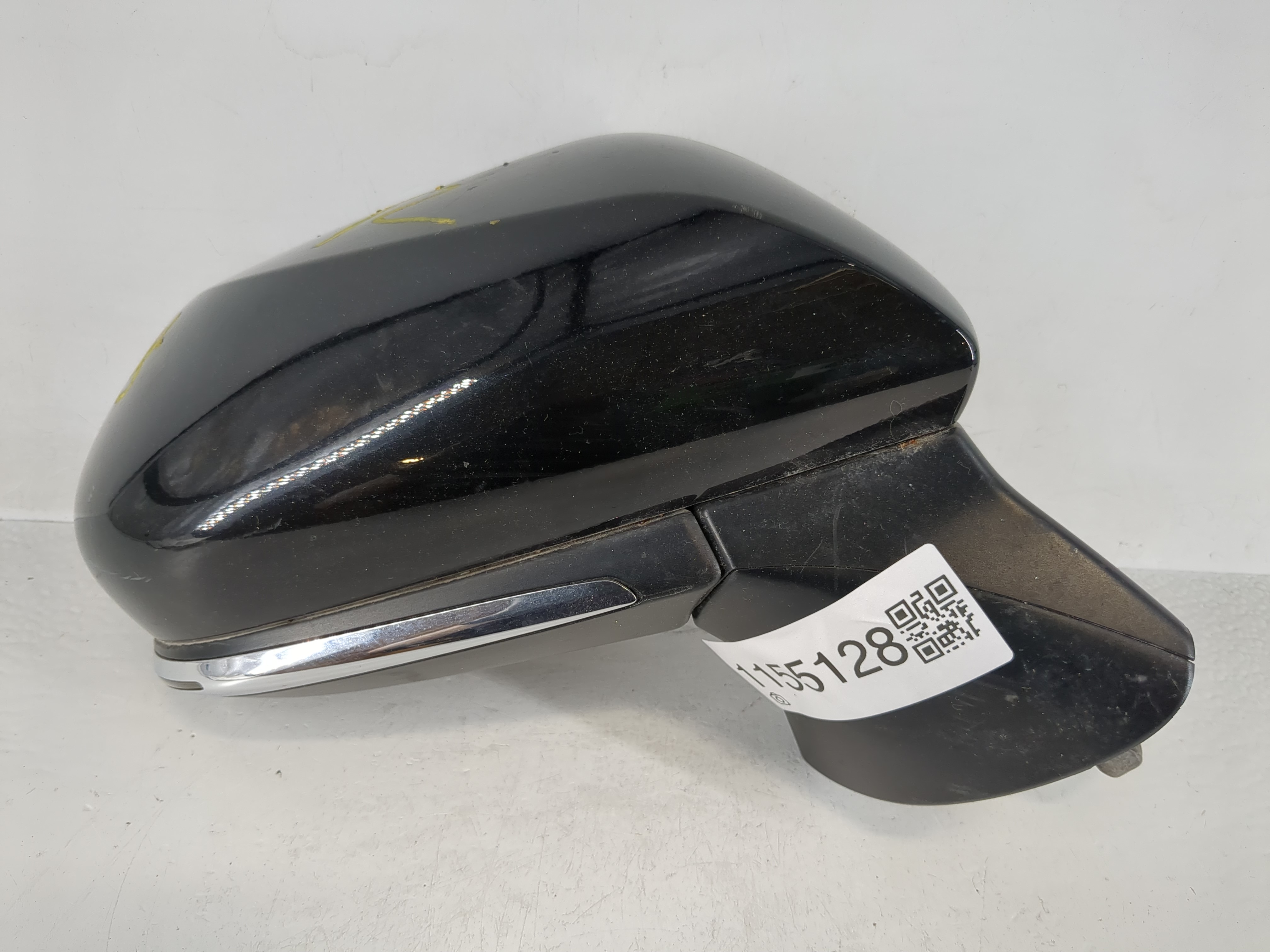 2018-2022 Toyota Camry Passenger Right Side View Power Door Mirror Black 1155128 - Oemusedautoparts1.com