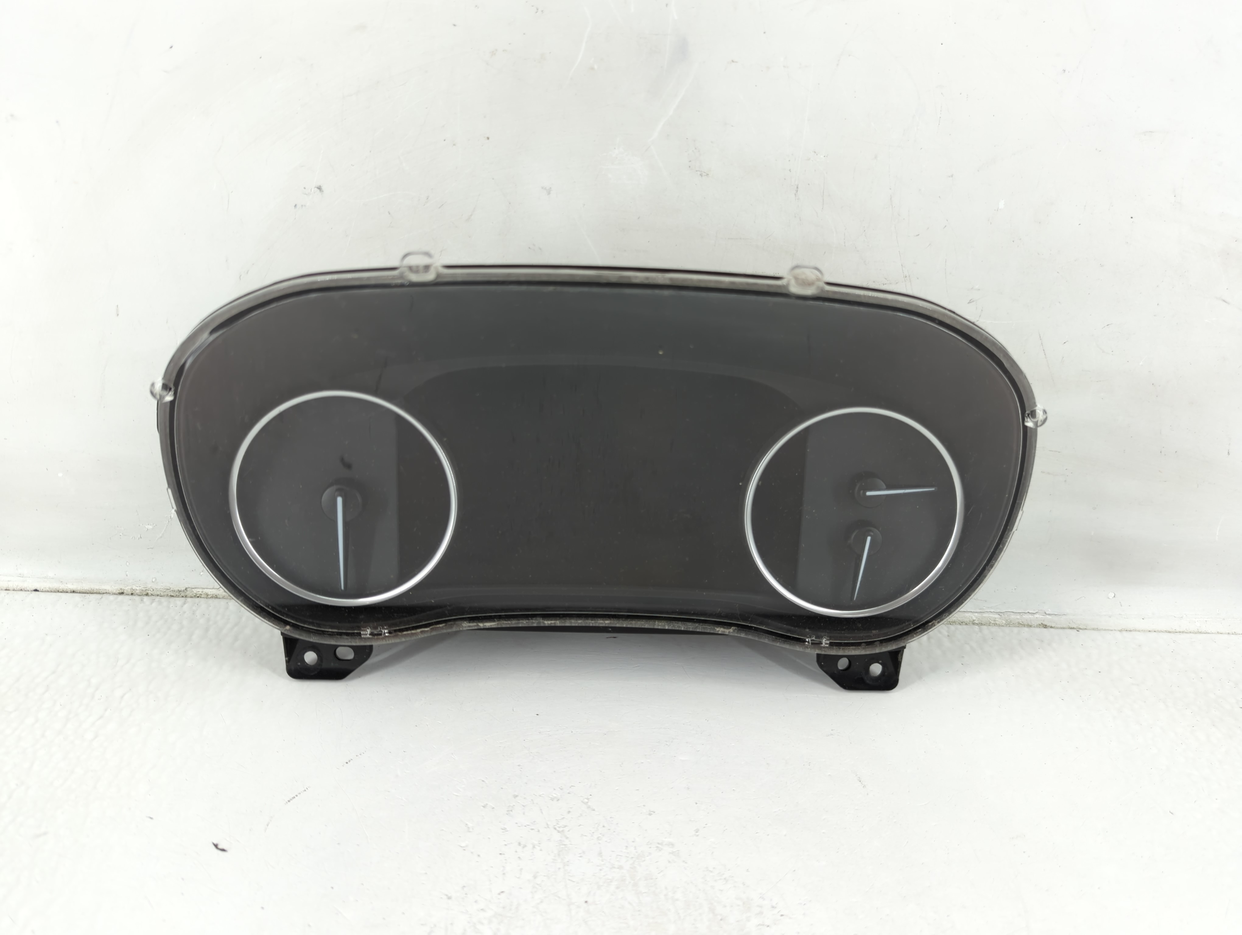 2018-2018 Buick Enclave Speedometer Instrument Cluster Gauges 84410637 1155132 - Oemusedautoparts1.com