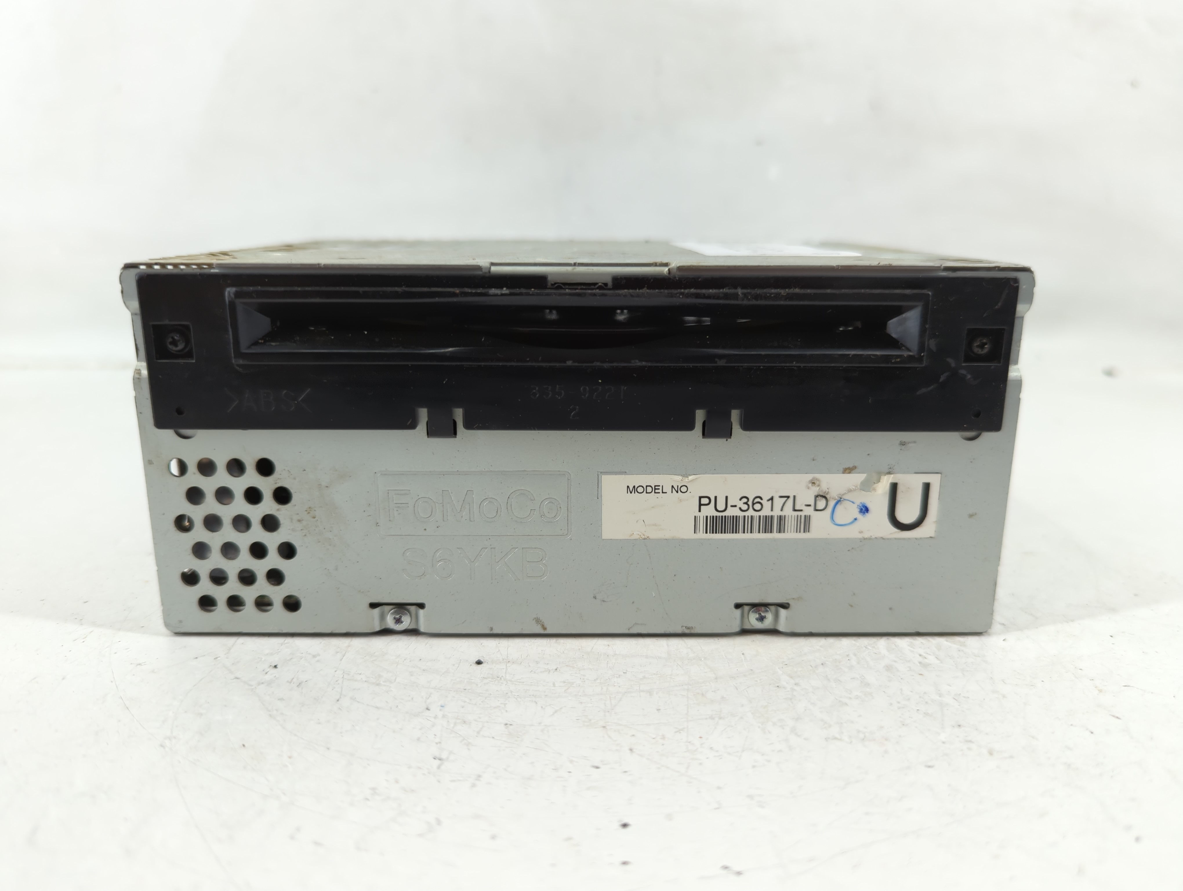 2013-2013 Ford Explorer Am Fm Cd Player Radio Receiver 1155201 - Oemusedautoparts1.com