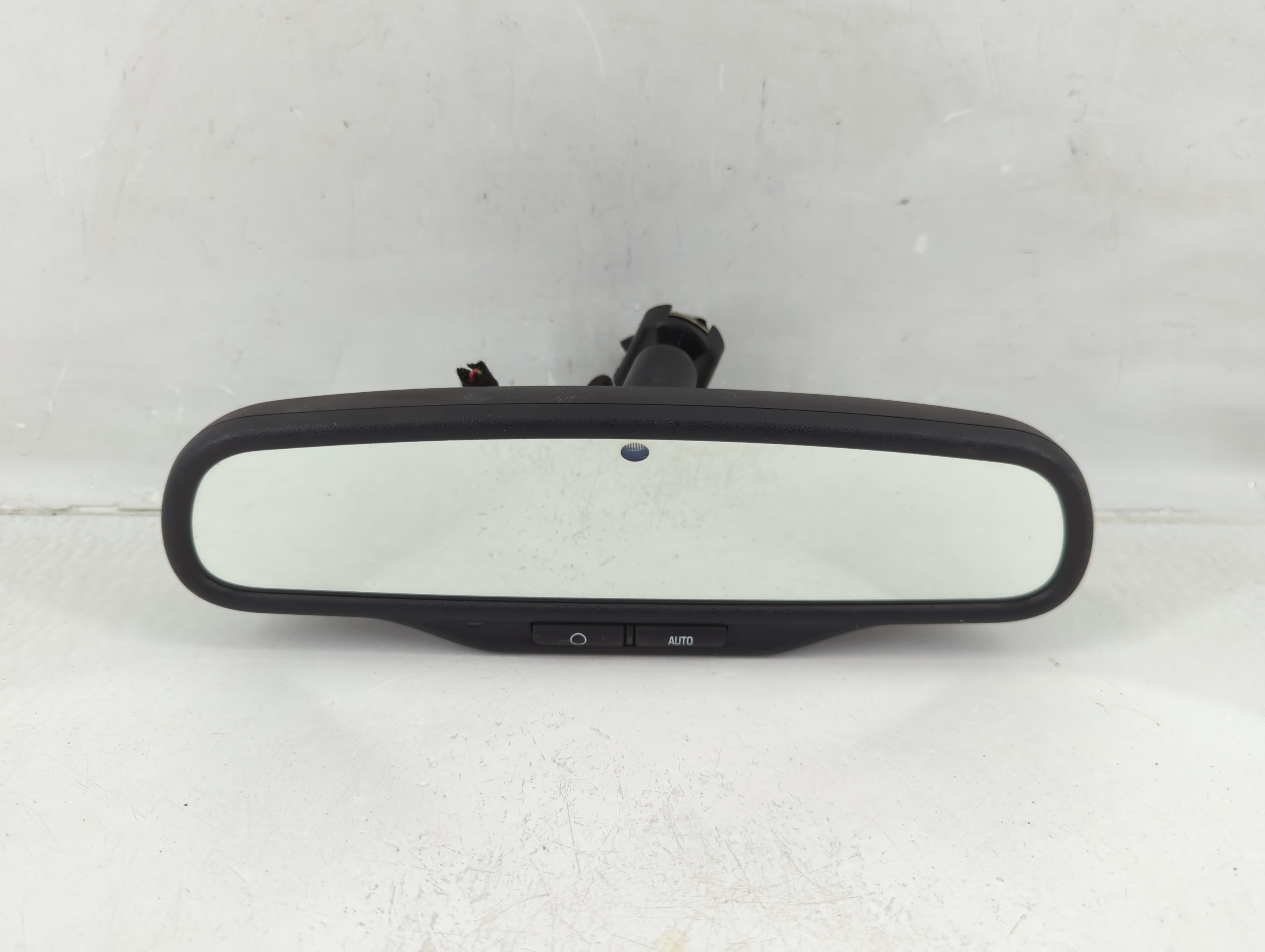 2013-2015 Chevrolet Captiva Sport Interior Rear View Mirror Oem 1155280 - Oemusedautoparts1.com