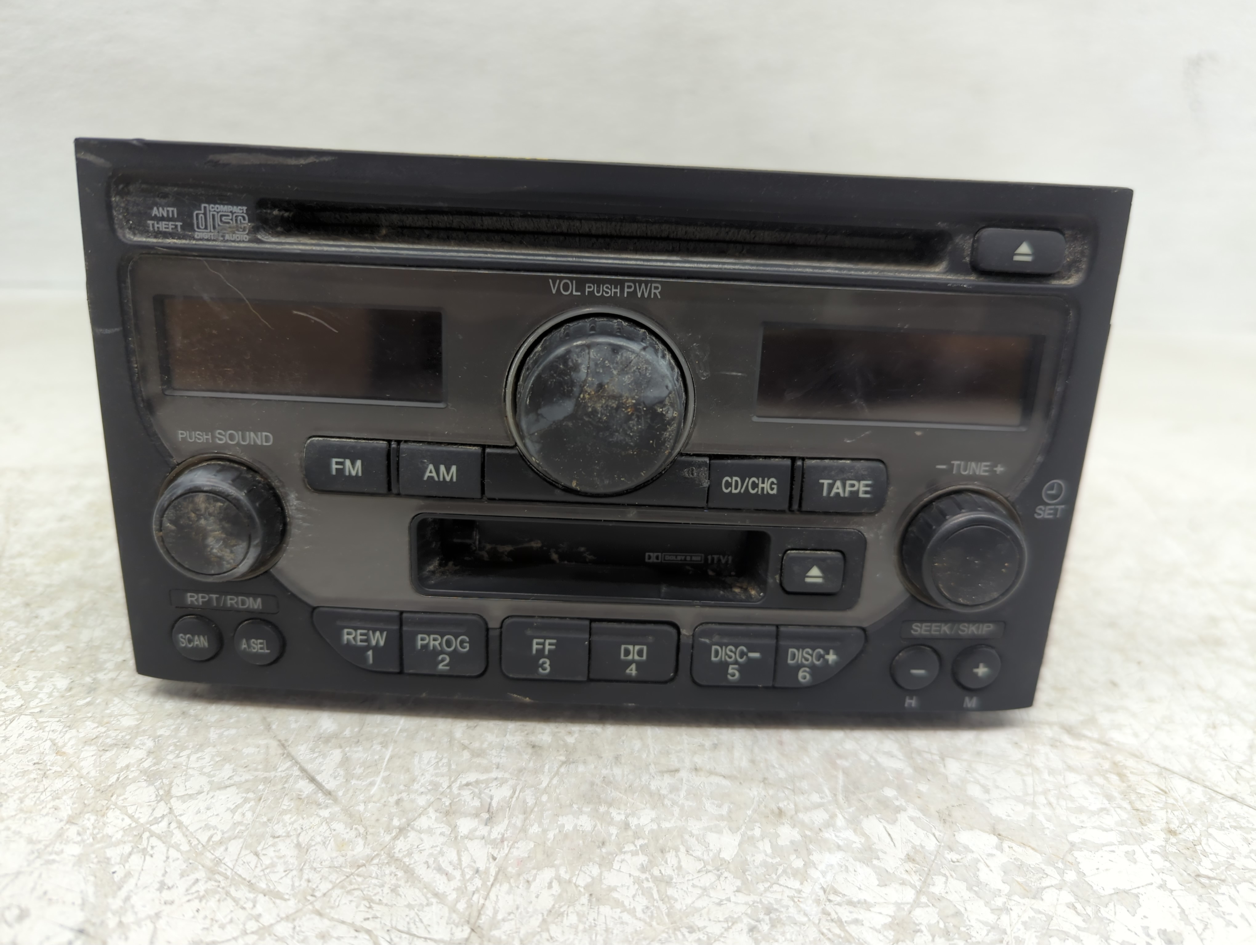 2003-2005 Honda Pilot Am Fm Cd Player Radio Receiver 1155382 - Oemusedautoparts1.com