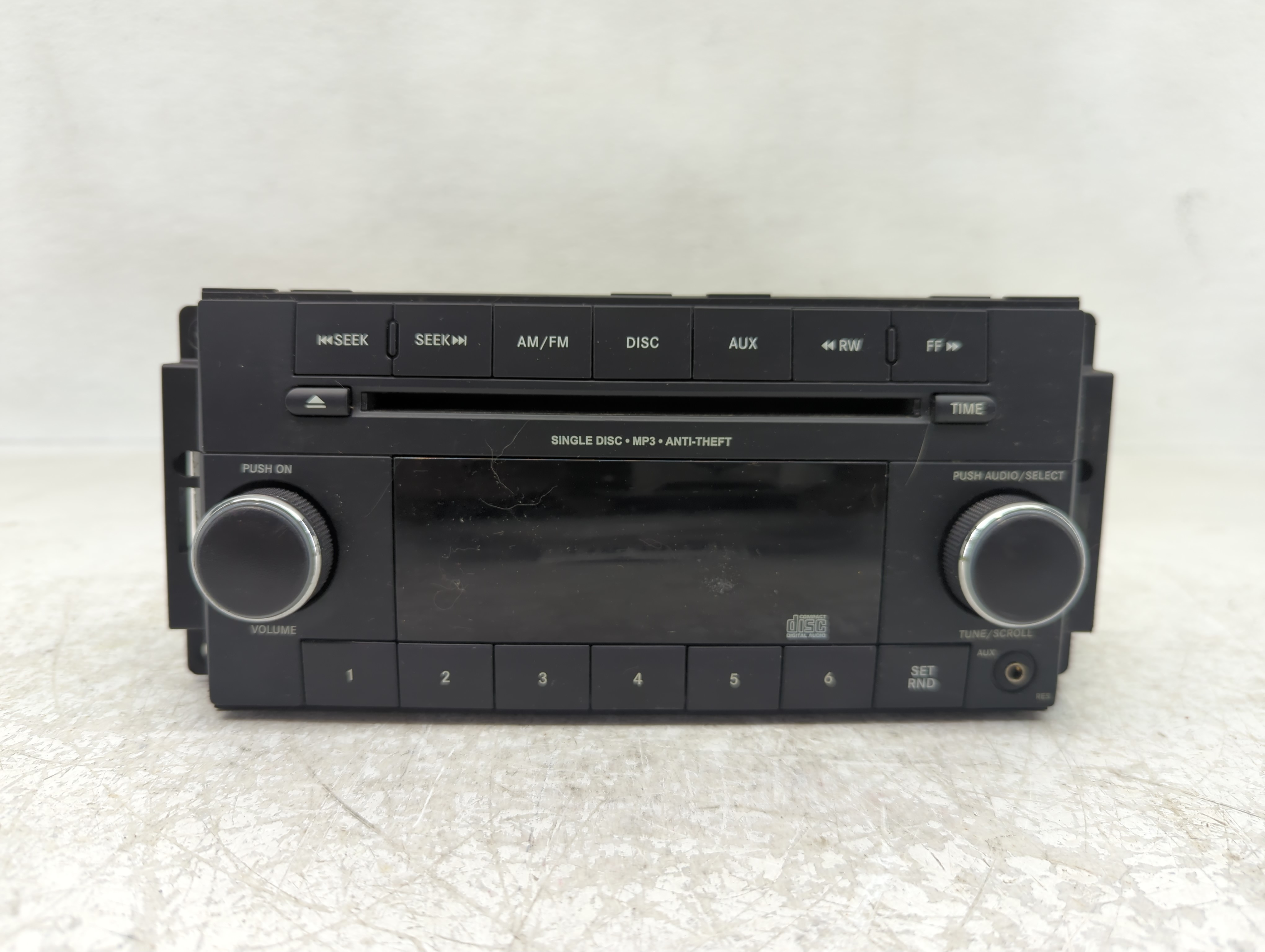 2013-2017 Jeep Patriot Am Fm Cd Player Radio Receiver 1155385 - Oemusedautoparts1.com