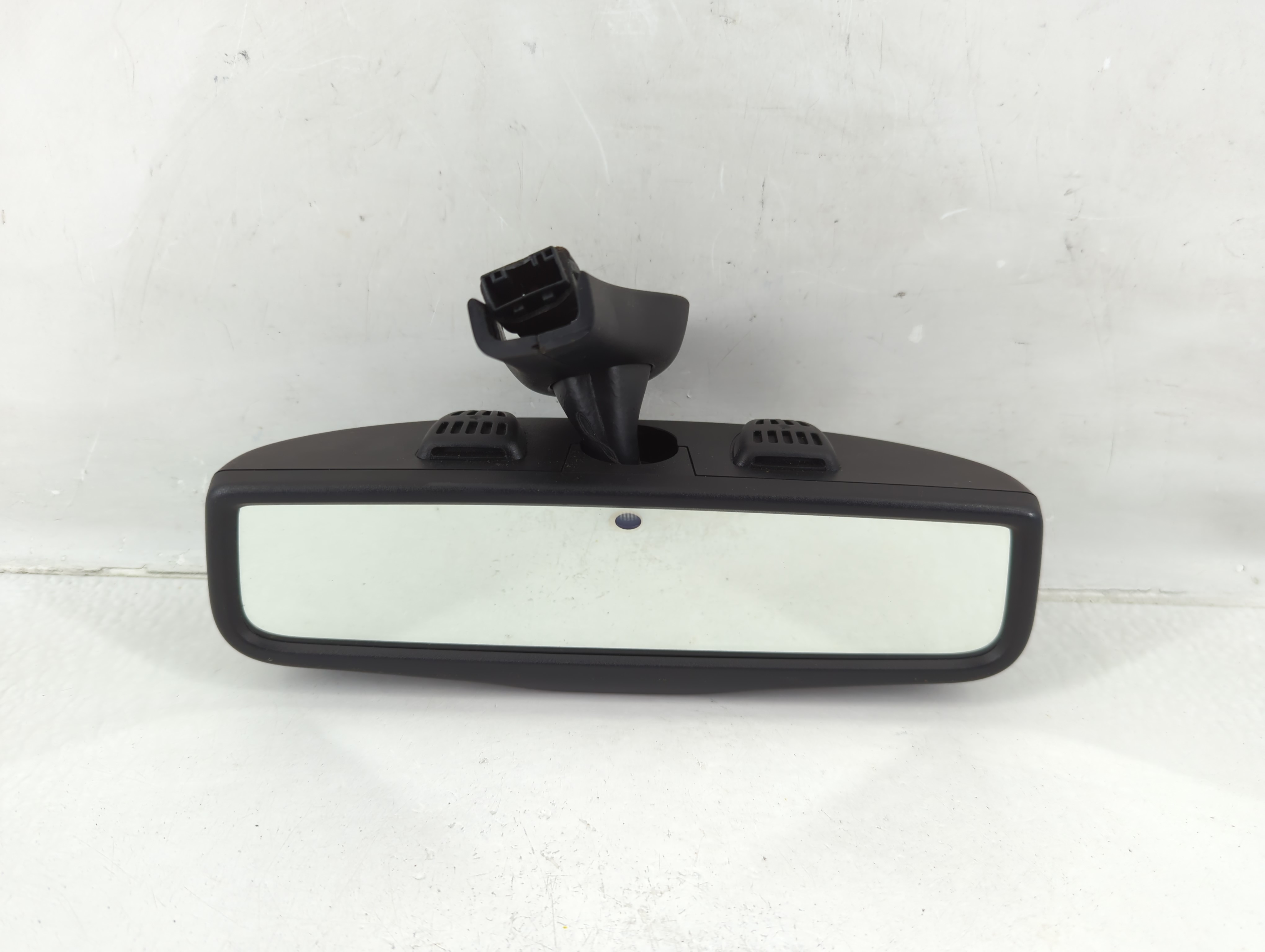 2011-2014 Chrysler 300 Interior Rear View Mirror Oem 1155552 - Oemusedautoparts1.com