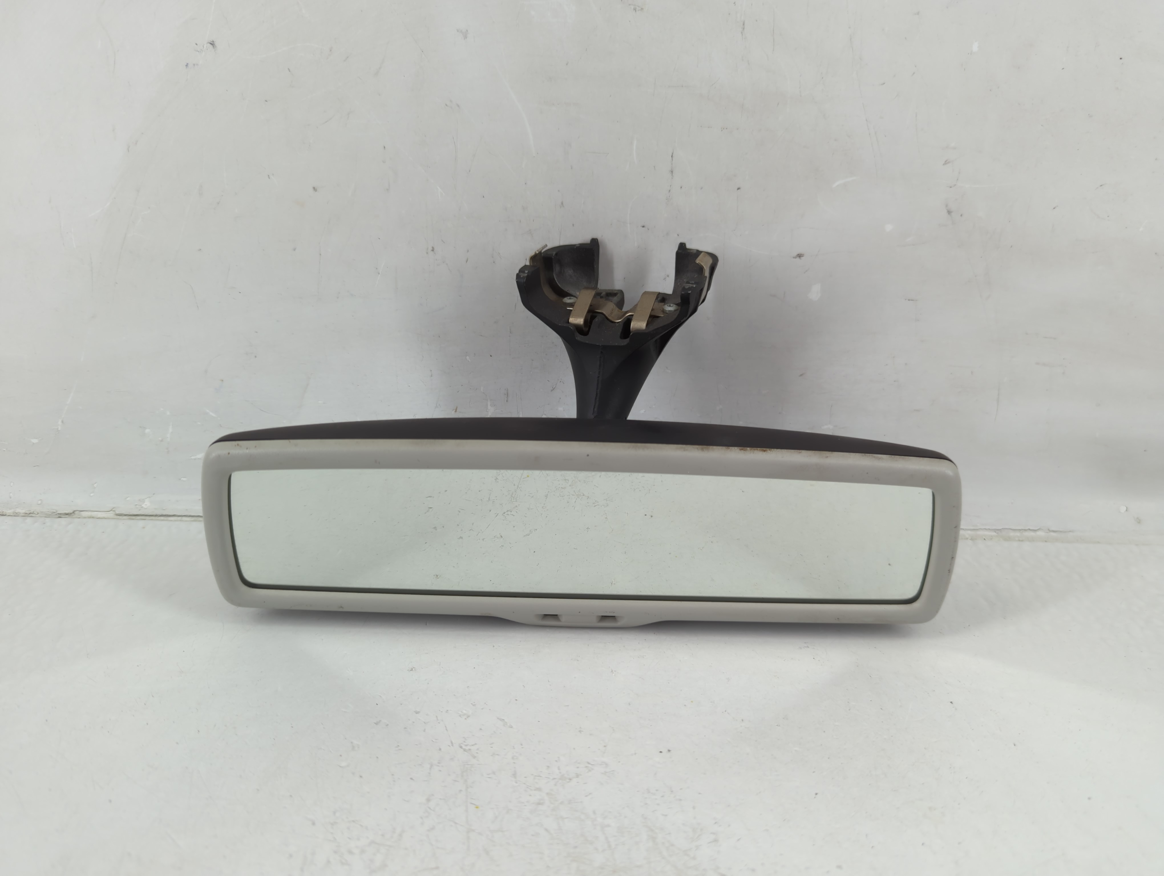 2009-2018 Volkswagen Tiguan Interior Rear View Mirror Oem 1155563 - Oemusedautoparts1.com
