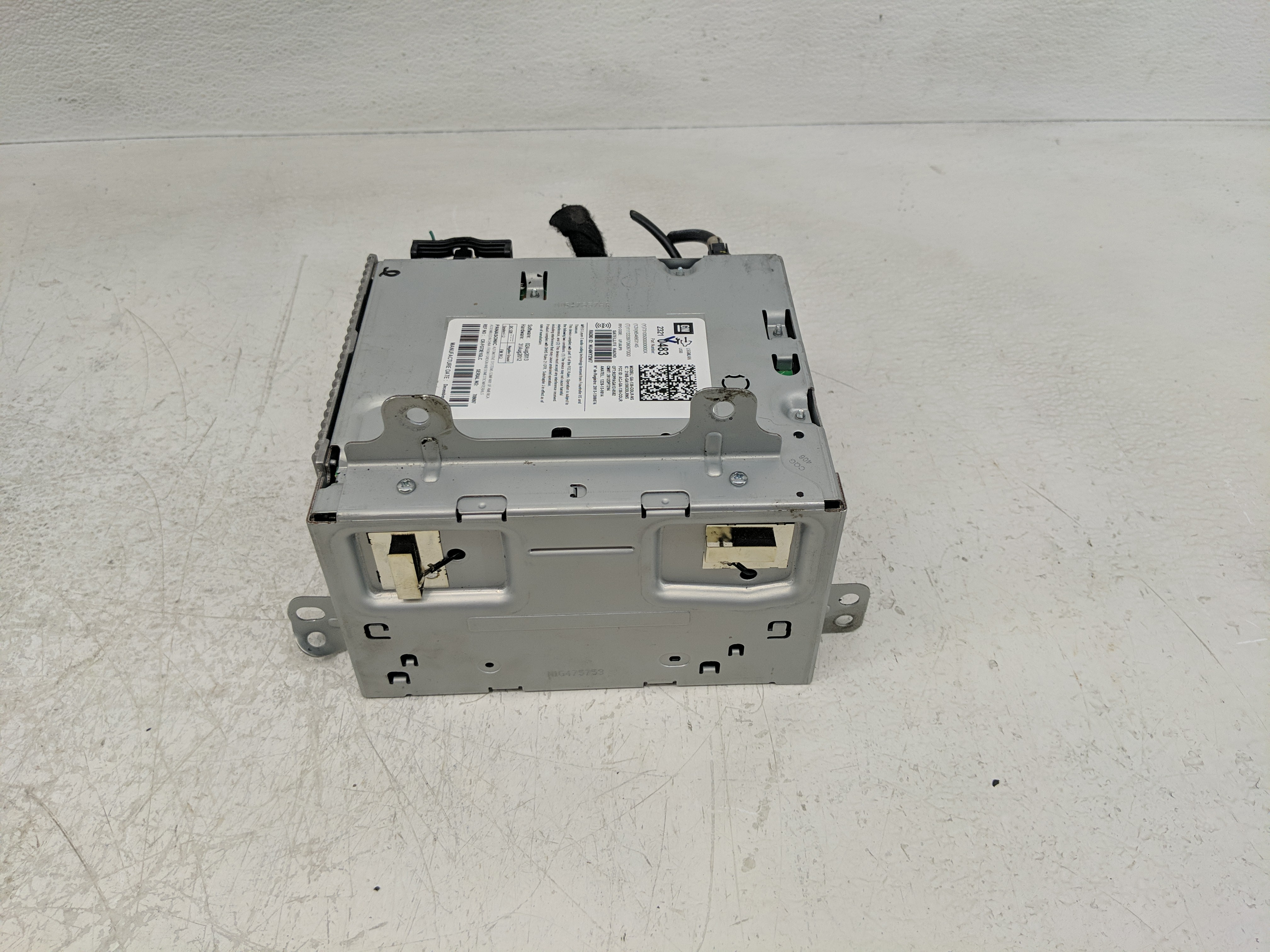 2014-2014 Chevrolet Camaro Am Fm Cd Player Radio Receiver 1155959 - Oemusedautoparts1.com