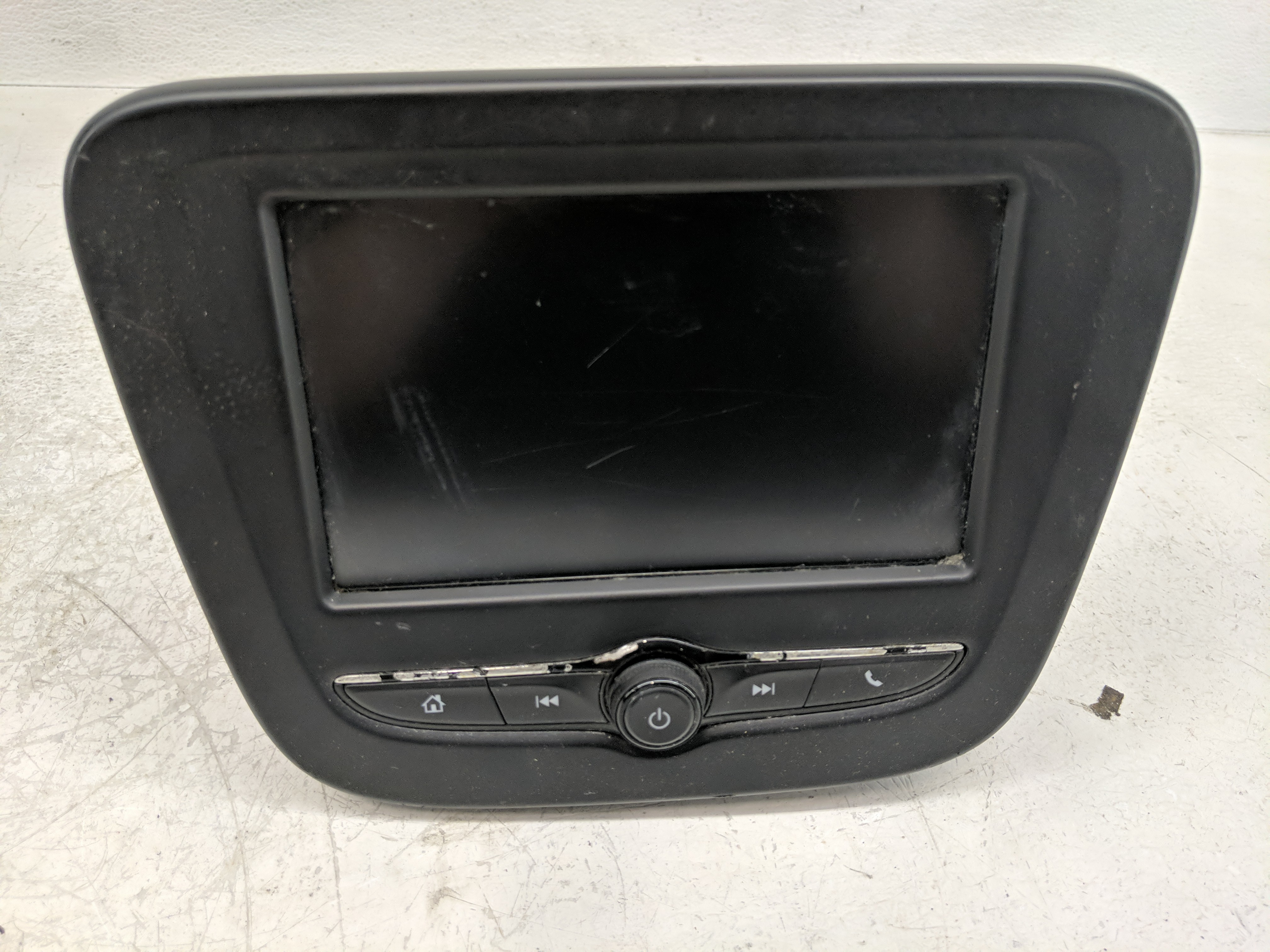 2016 Chevrolet Malibu Information Display Screen 1155965 - Oemusedautoparts1.com