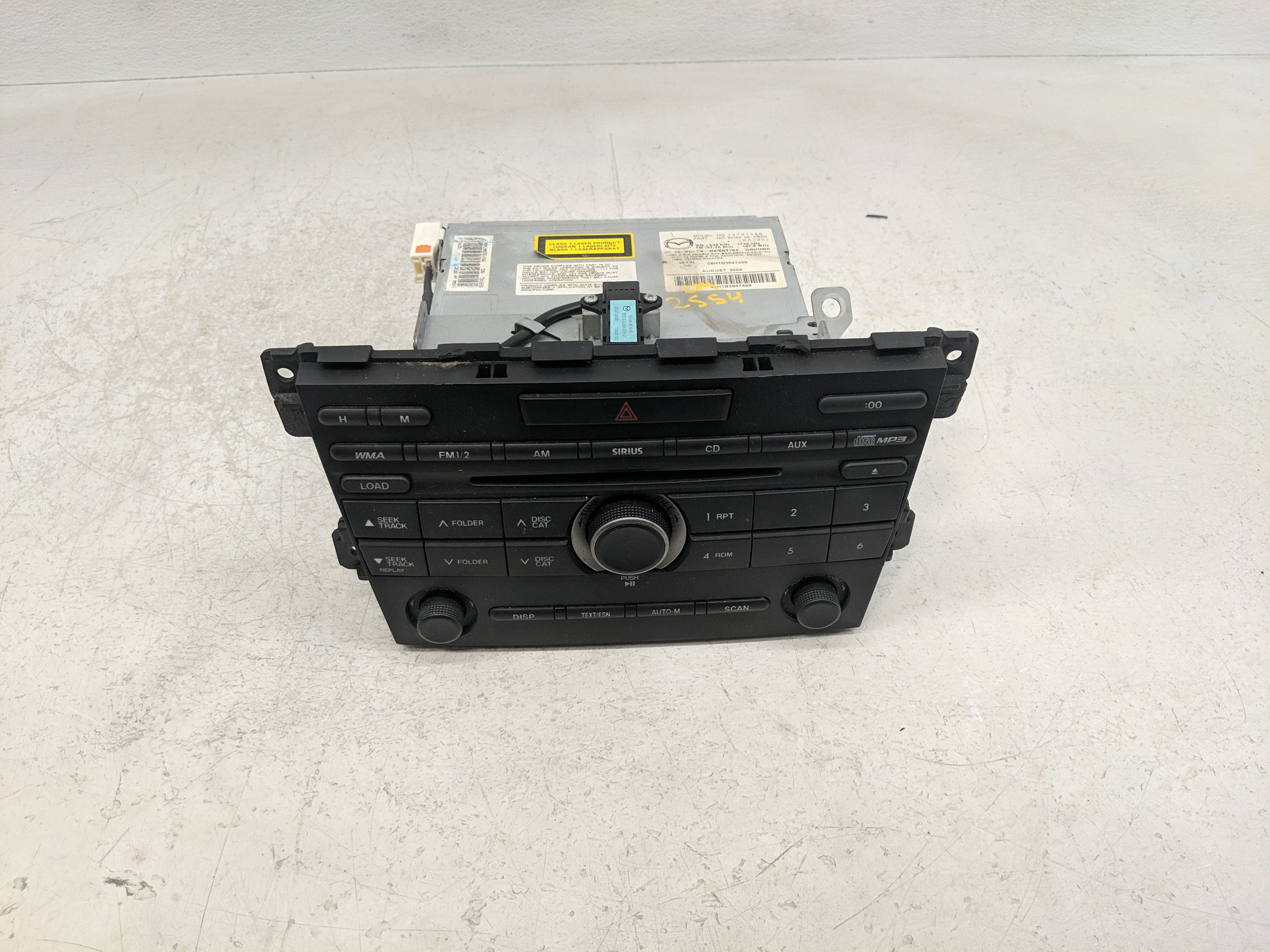 2010-2010 Mazda Cx-7 Am Fm Cd Player Radio Receiver 1155970 - Oemusedautoparts1.com