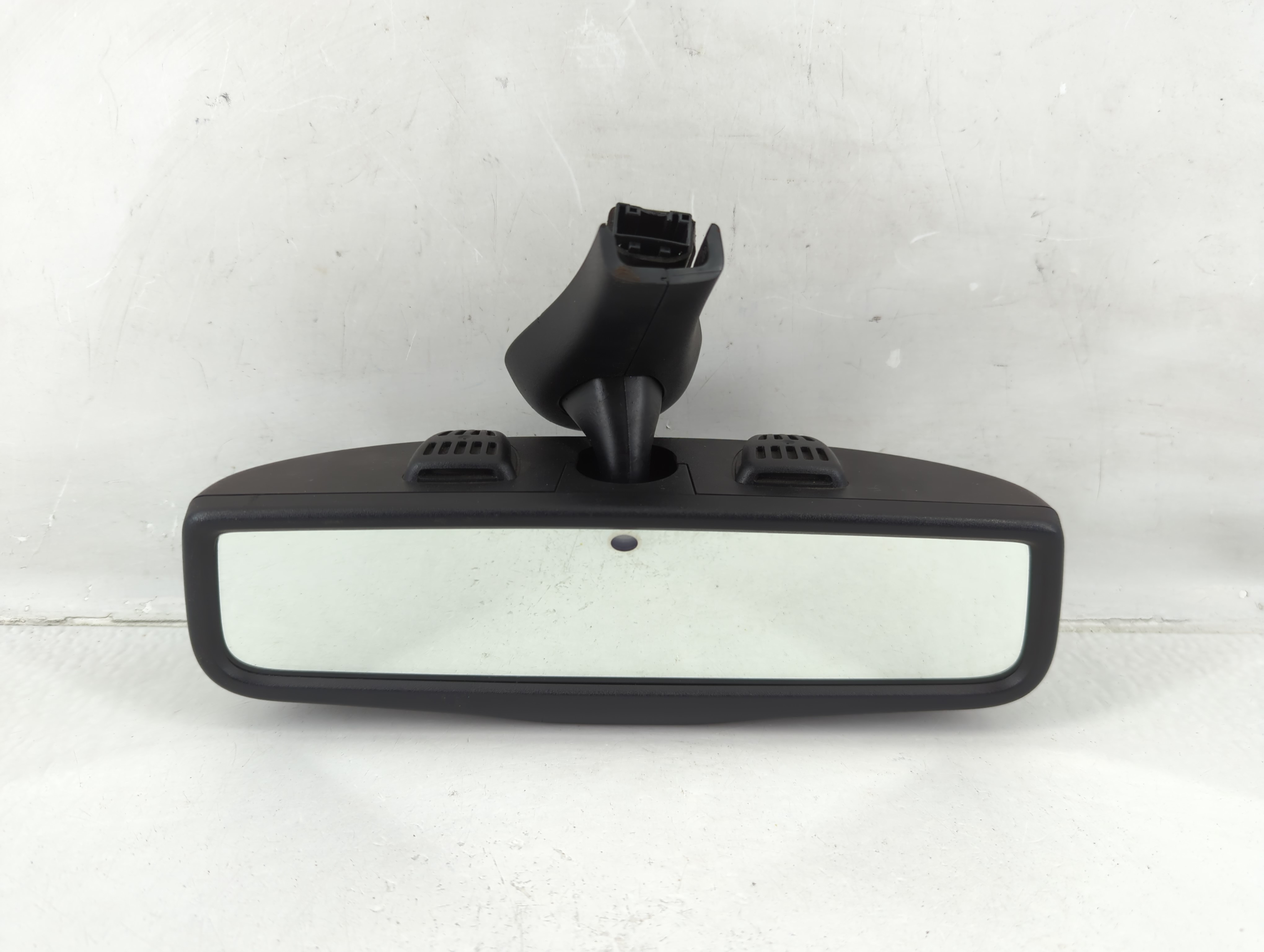 2011-2014 Chrysler 300 Interior Rear View Mirror Oem 1156289 - Oemusedautoparts1.com