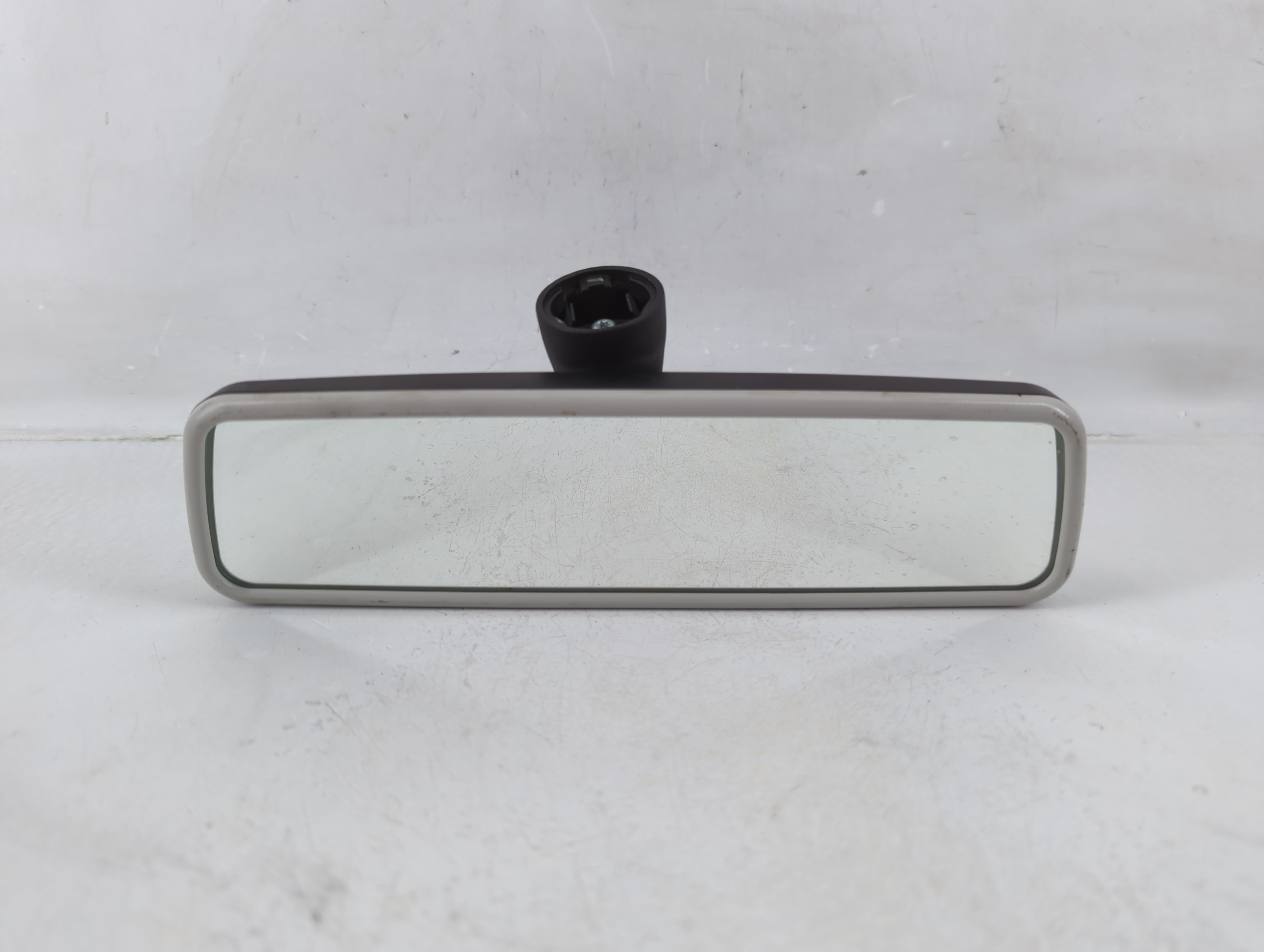 2009-2018 Volkswagen Tiguan Interior Rear View Mirror Oem 1156301 - Oemusedautoparts1.com