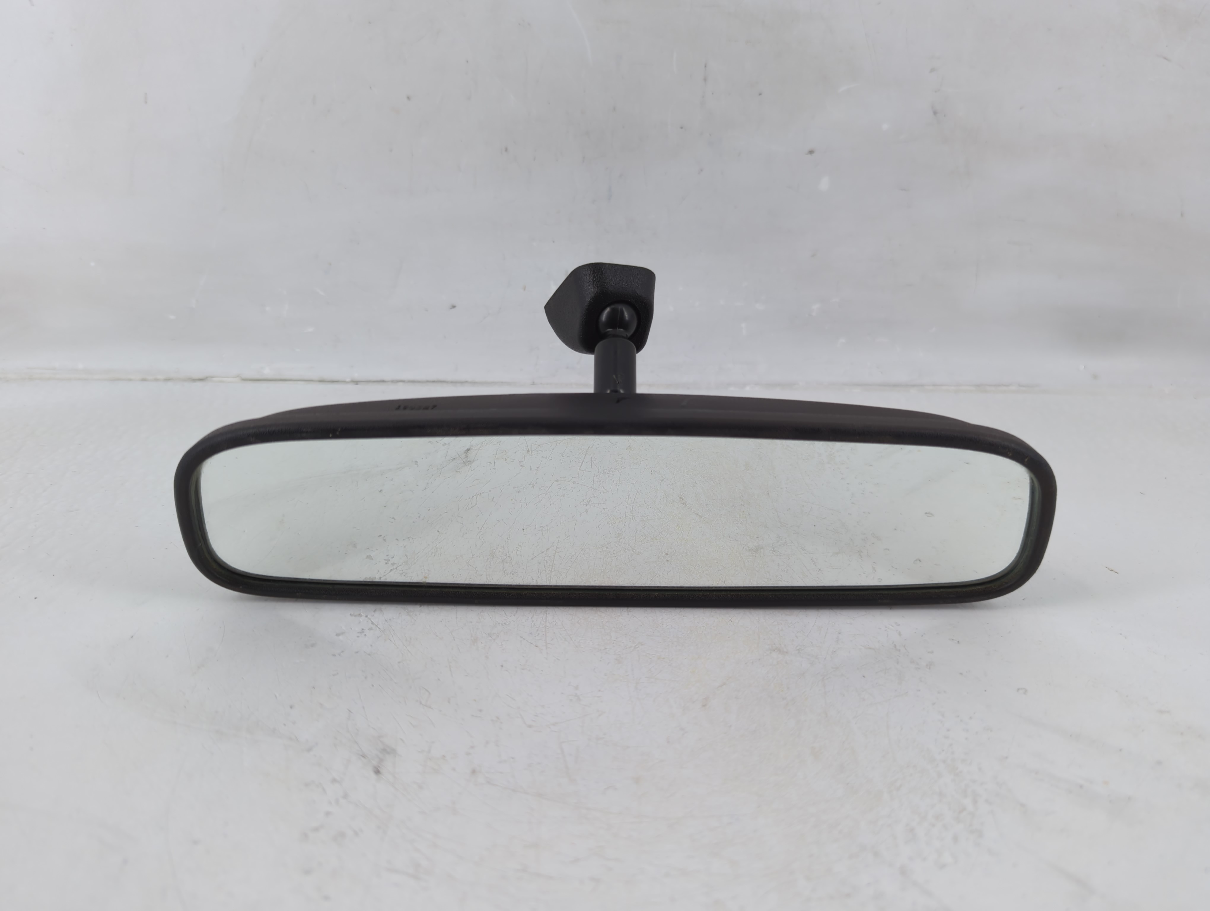 2018-2021 Hyundai Kona Interior Rear View Mirror Oem 1156302 - Oemusedautoparts1.com