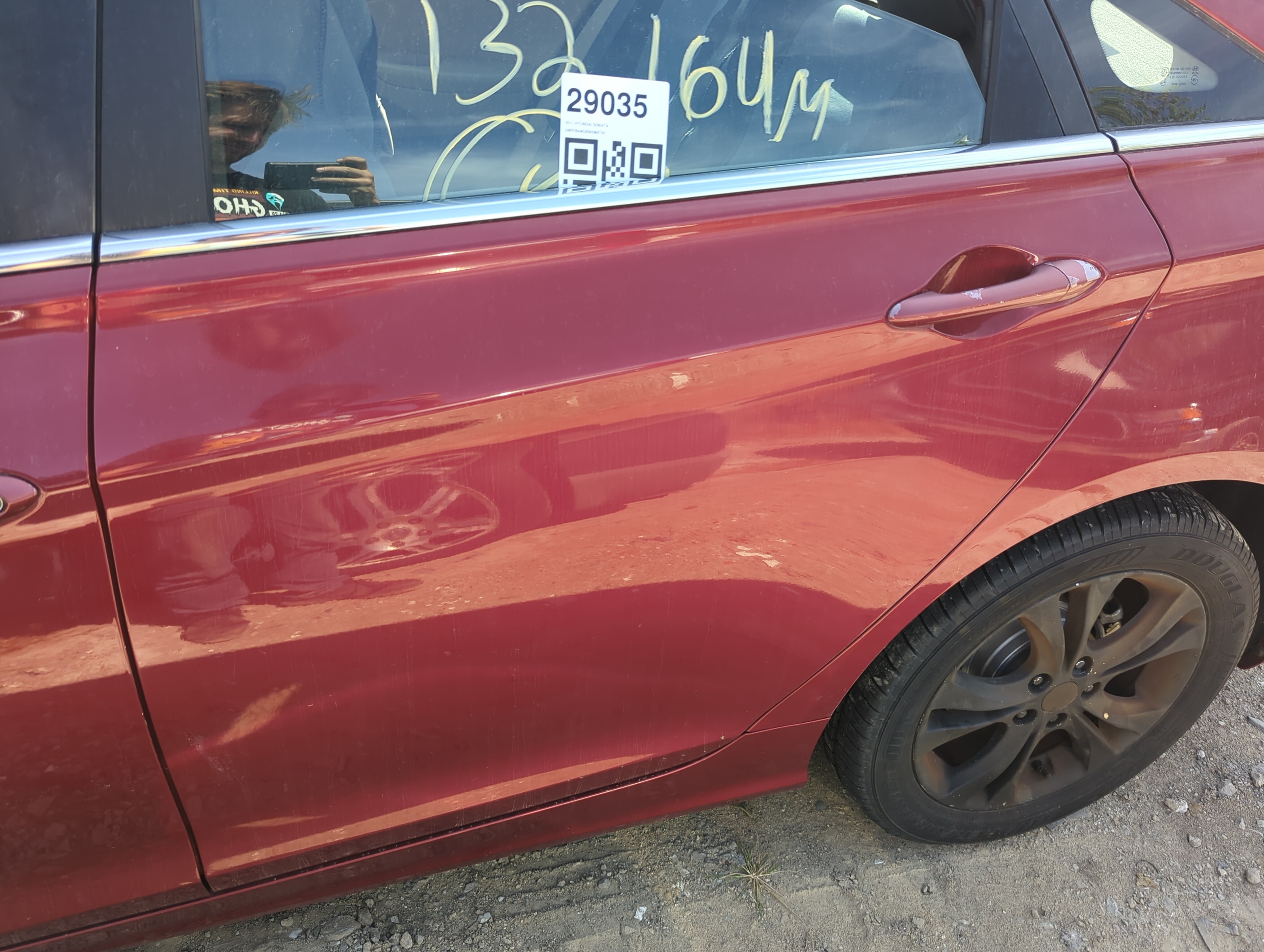 Picture of 2011-2014 Hyundai Sonata Driver Rear Door Oem 1156395